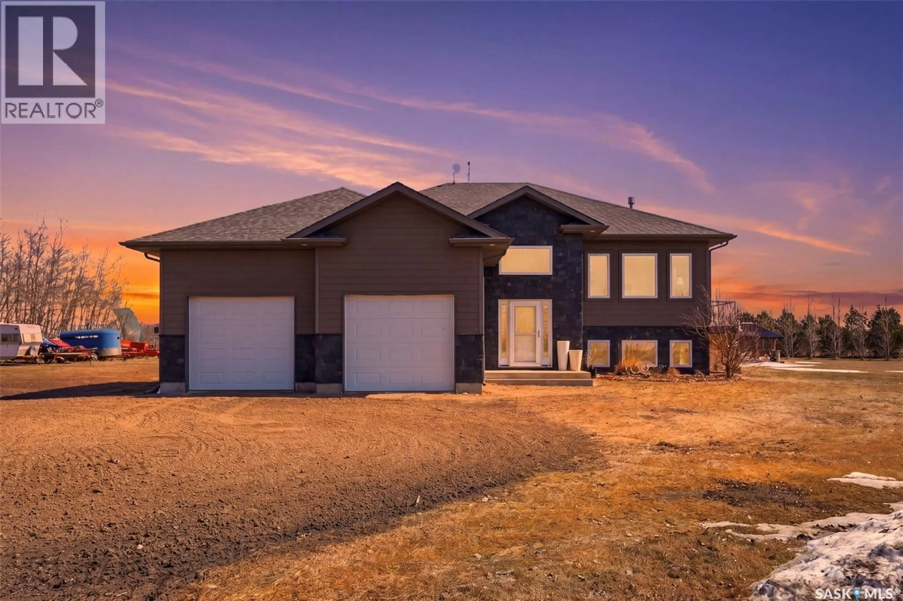 Home with vinyl exterior material, street for T&T ACRES, Corman Park Rm No. 344 Saskatchewan S7K3J5