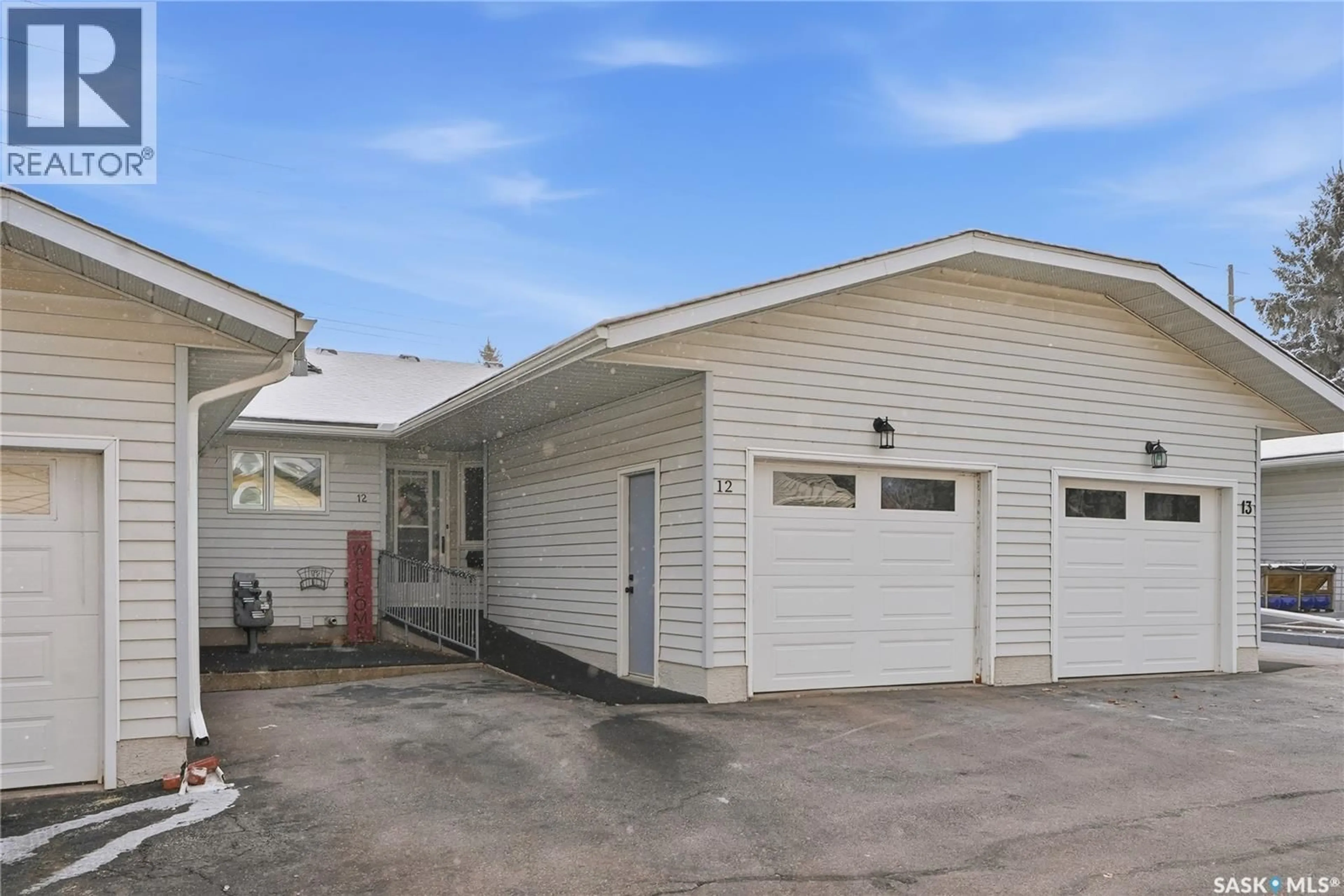 Indoor garage for 12 80 BERINI DRIVE, Saskatoon Saskatchewan S7N3P9