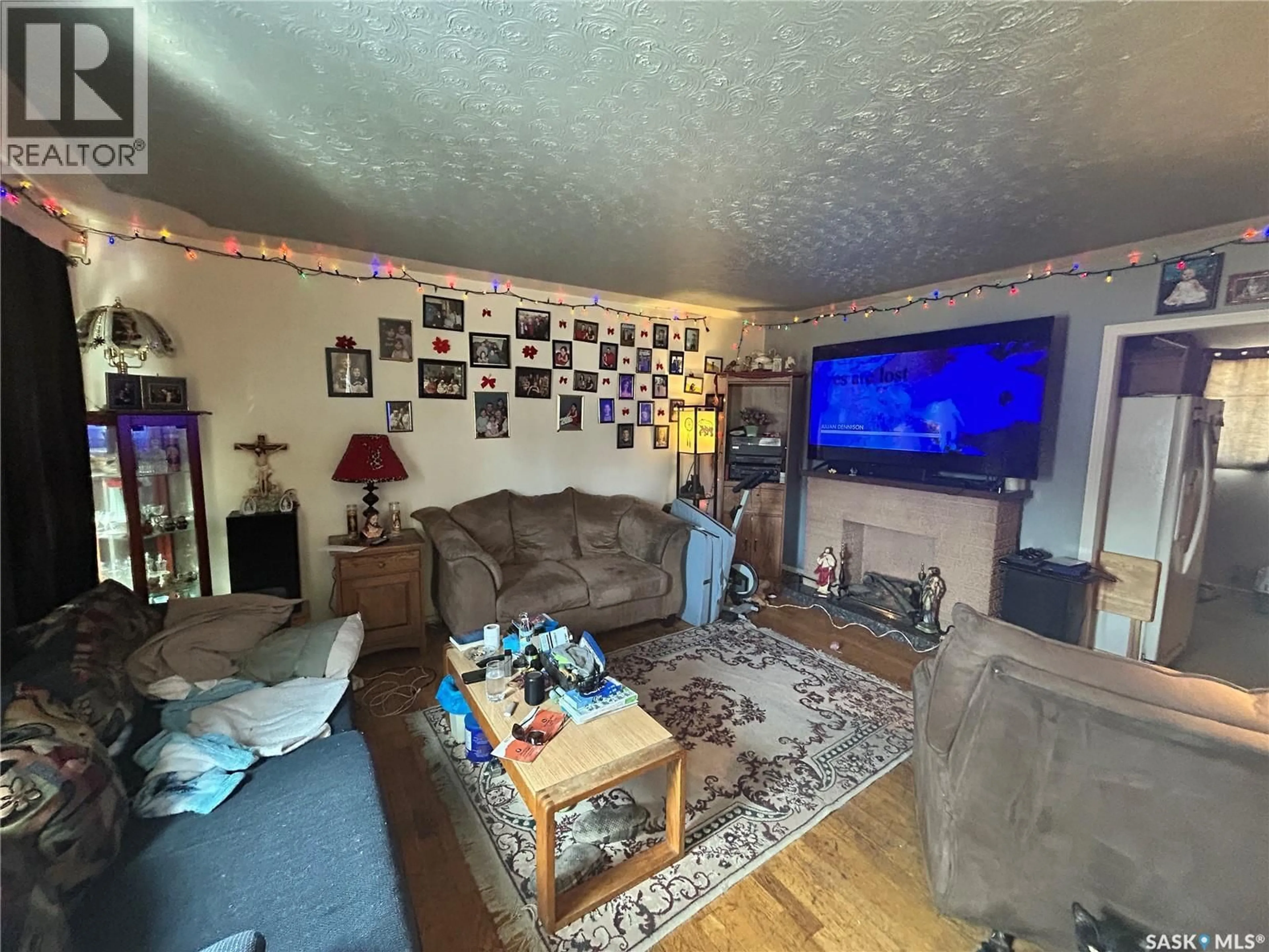 A pic of a room for 514 W AVENUE S, Saskatoon Saskatchewan S7M3G8