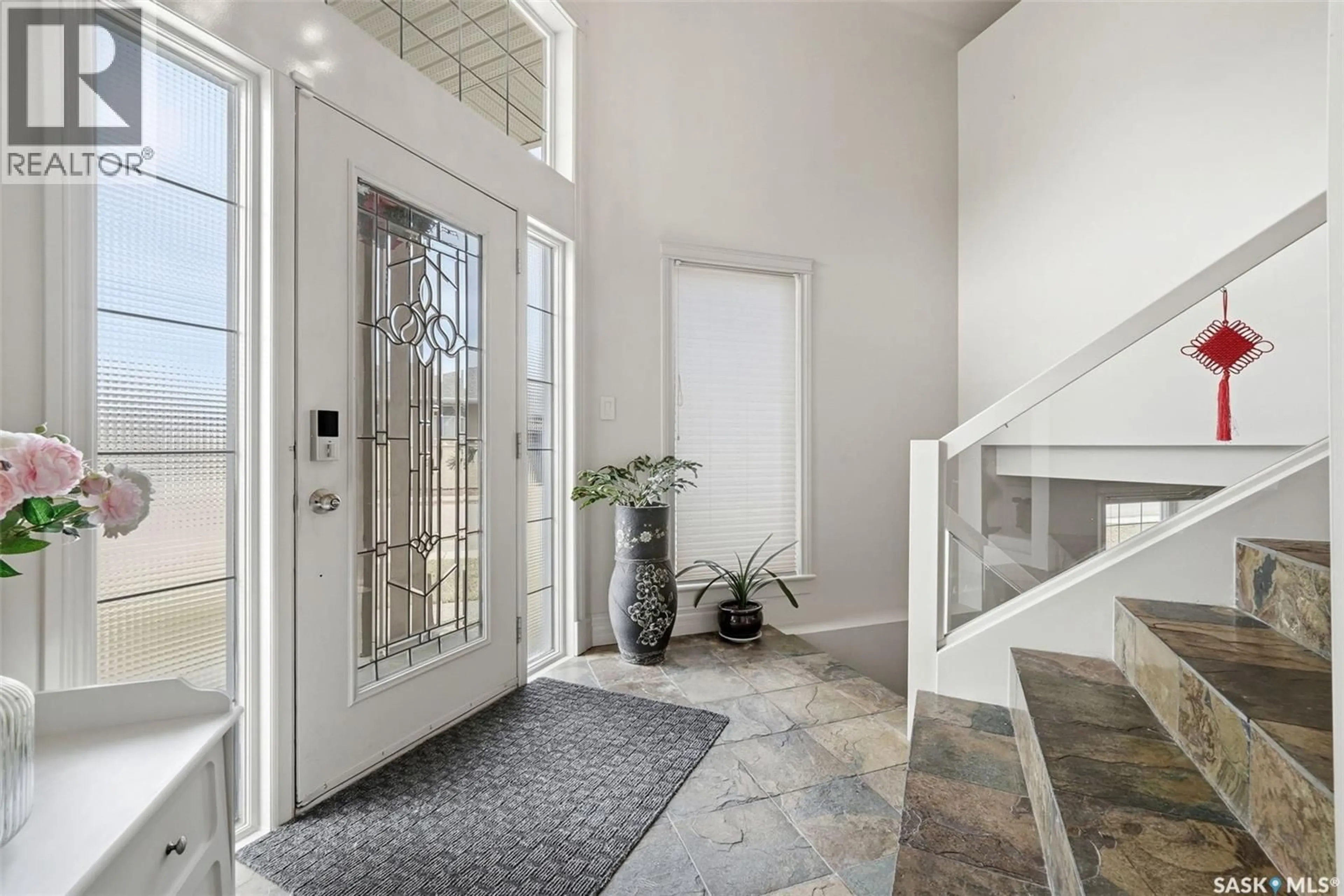 Indoor entryway for 3203 WINDSOR PARK PLACE, Regina Saskatchewan S4B3B2