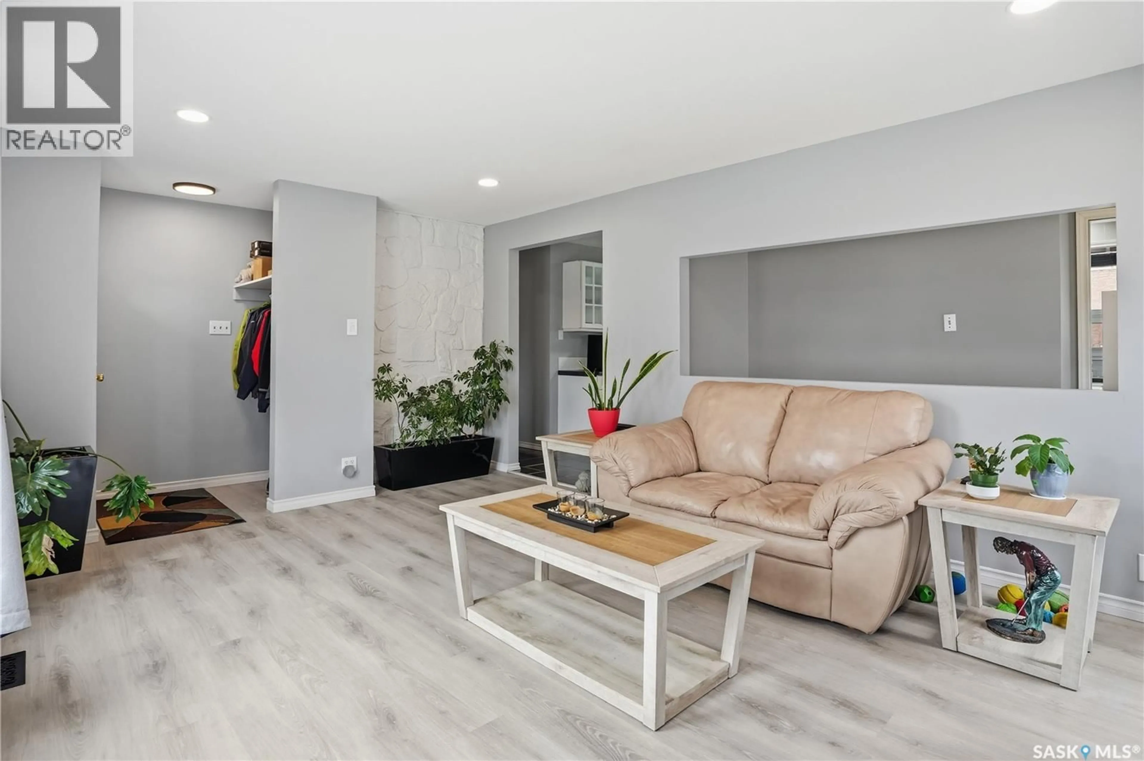 Living room with furniture, unknown for 1630 1ST AVENUE, Regina Saskatchewan S4R0Z6