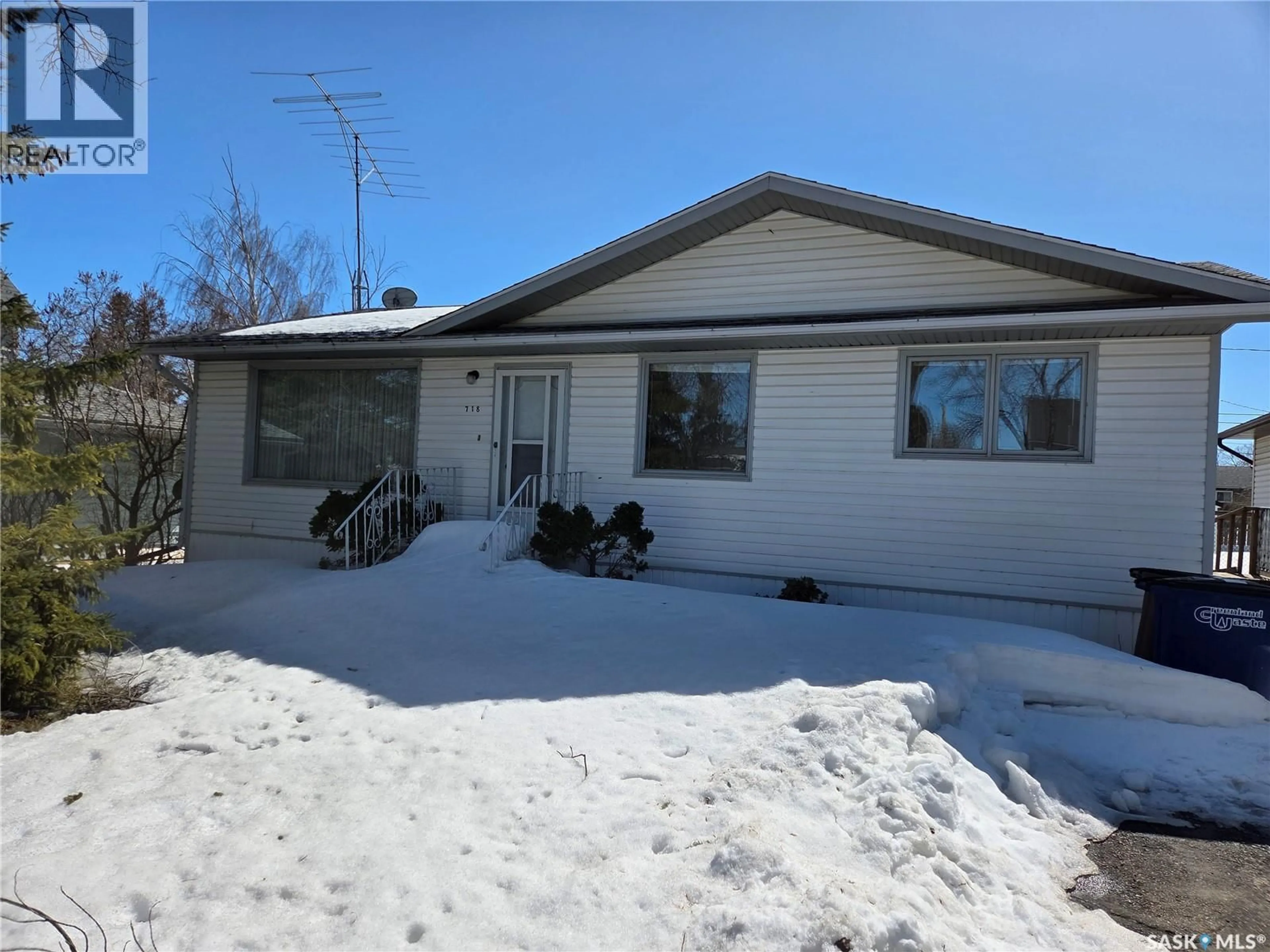 Unknown for 718 98TH AVENUE, Tisdale Saskatchewan S0E1T0