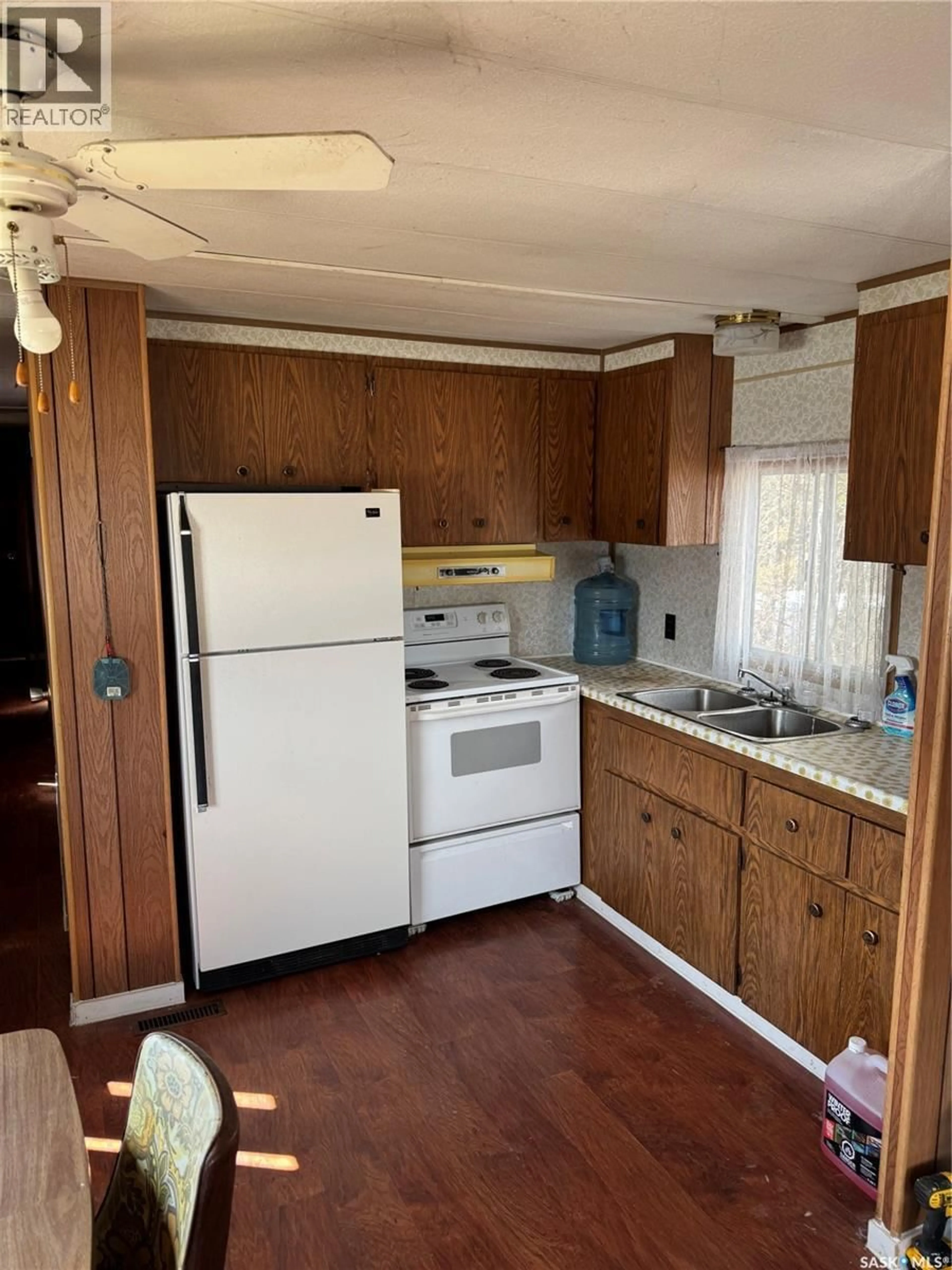 Standard kitchen, unknown for COOKSON ACREAGE, Shellbrook Rm No. 493 Saskatchewan S0J2E0