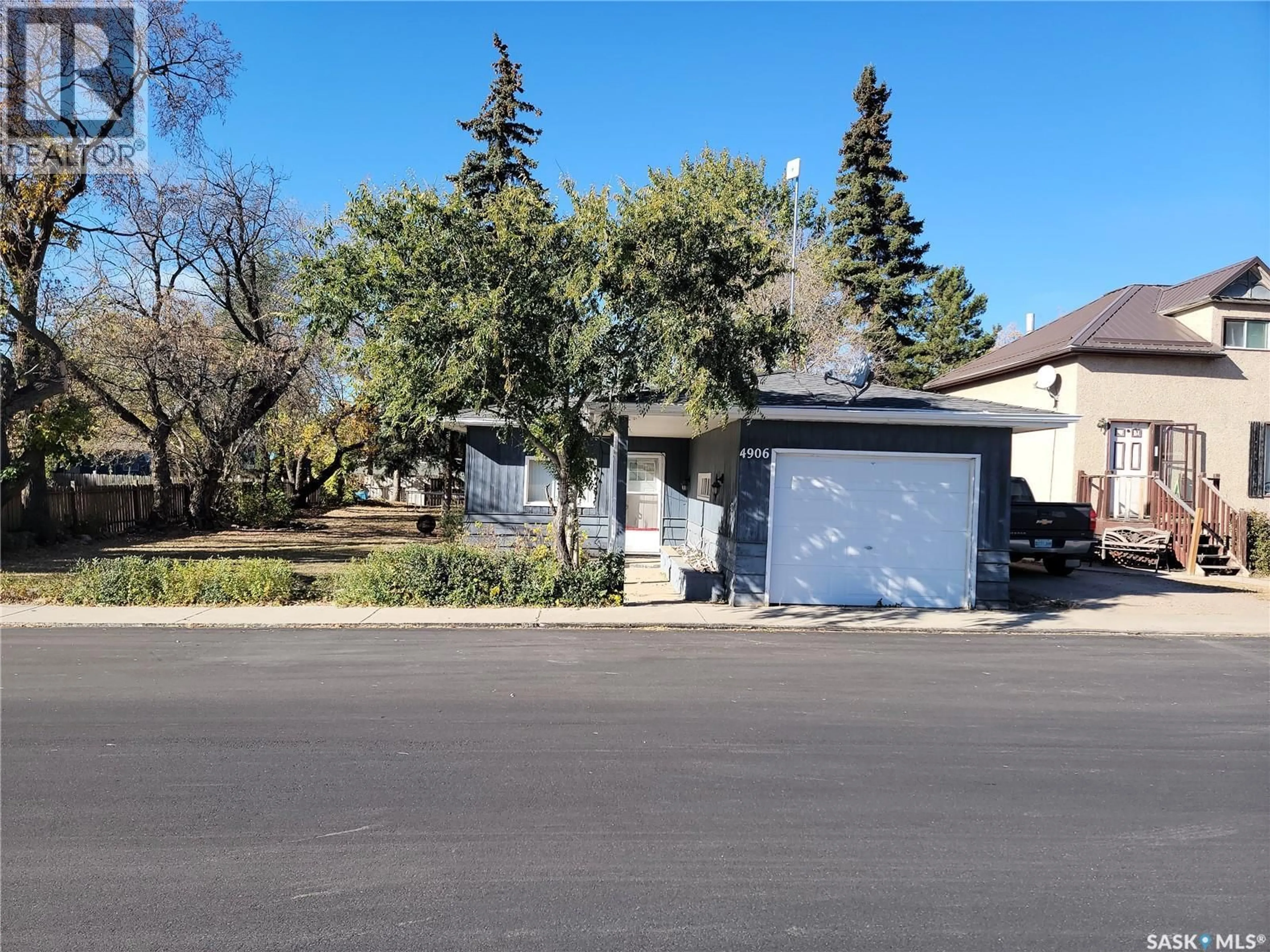 Unknown for 4906 52ND STREET, Macklin Saskatchewan S0L2C0