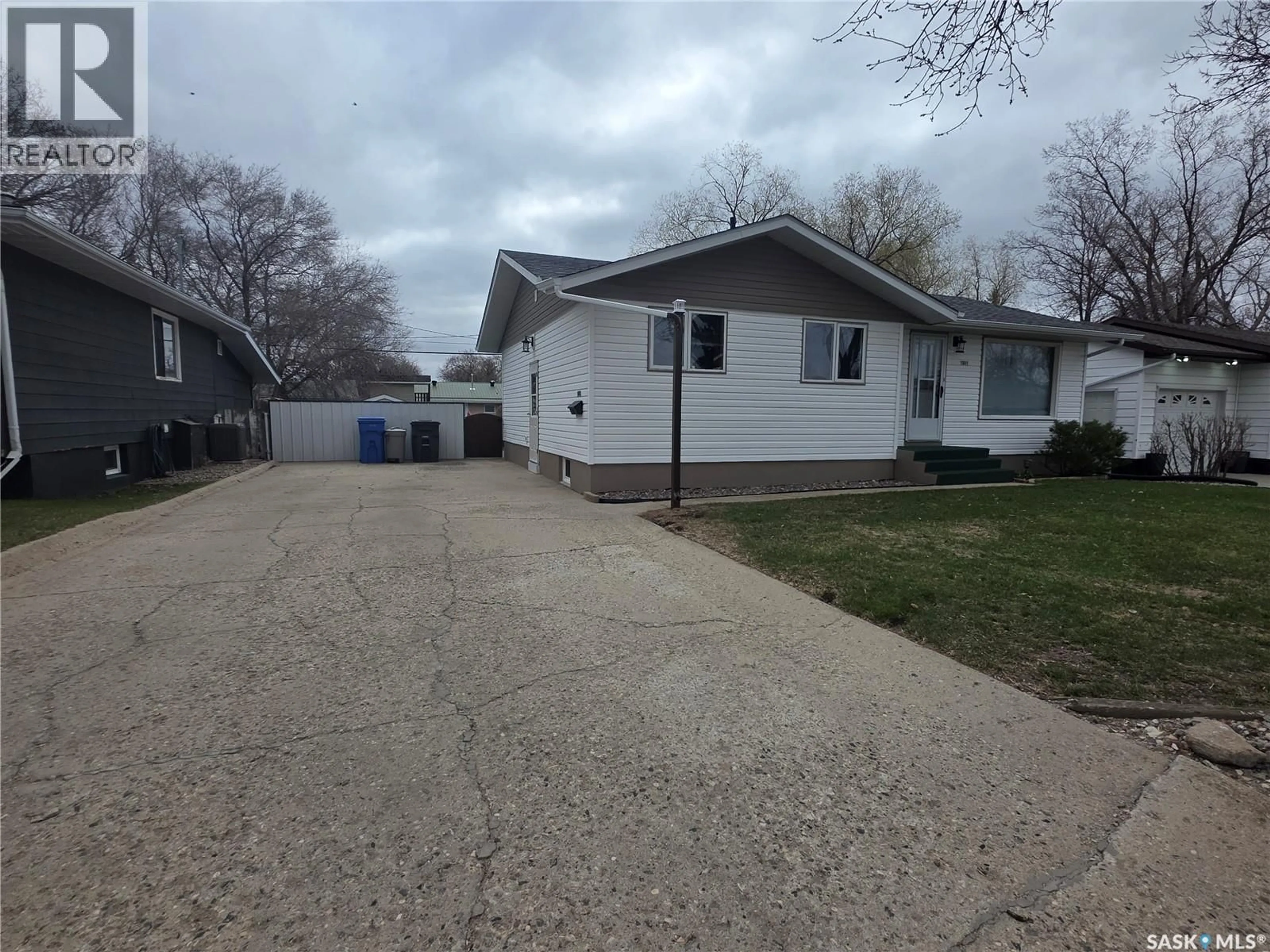 Unknown for 1841 GIBBS ROAD, Estevan Saskatchewan S4A1Y1