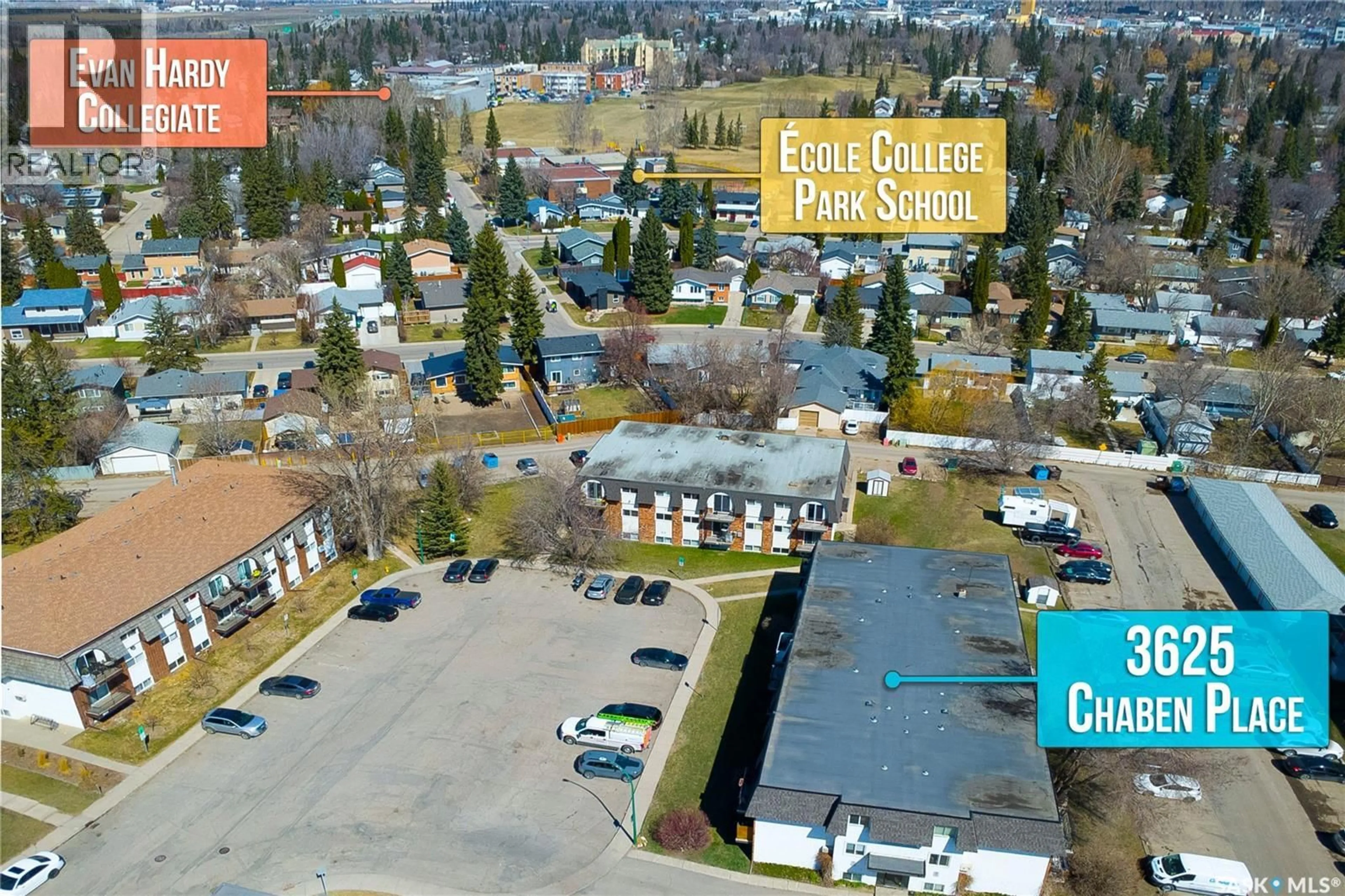 A pic from outside/outdoor area/front of a property/back of a property/a pic from drone, unknown for 17 - 3625 CHABEN PLACE, Saskatoon Saskatchewan S7H4E9