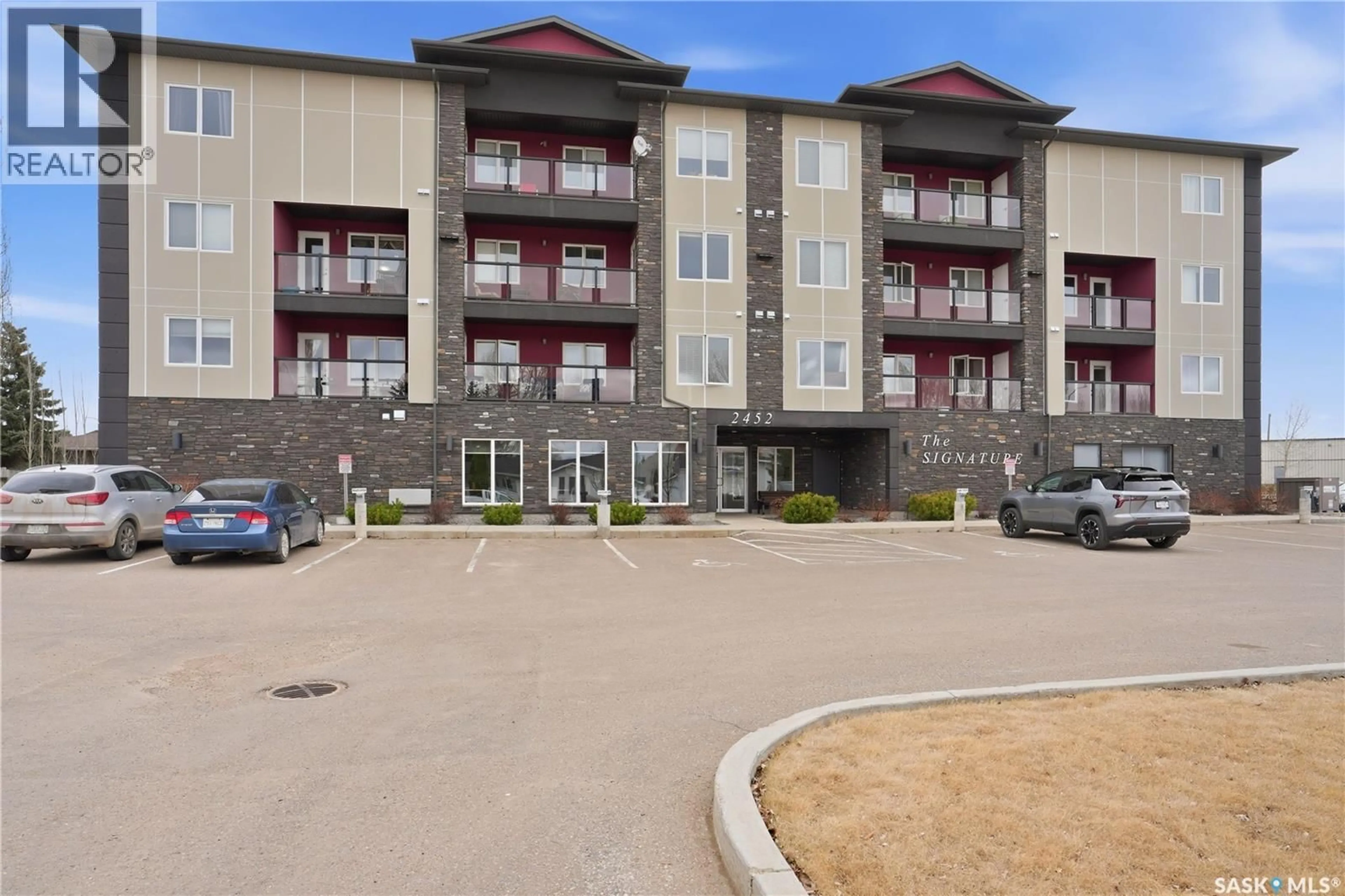 Patio, building for 201 - 2452 KILLDEER DRIVE, North Battleford Saskatchewan S9A3T5