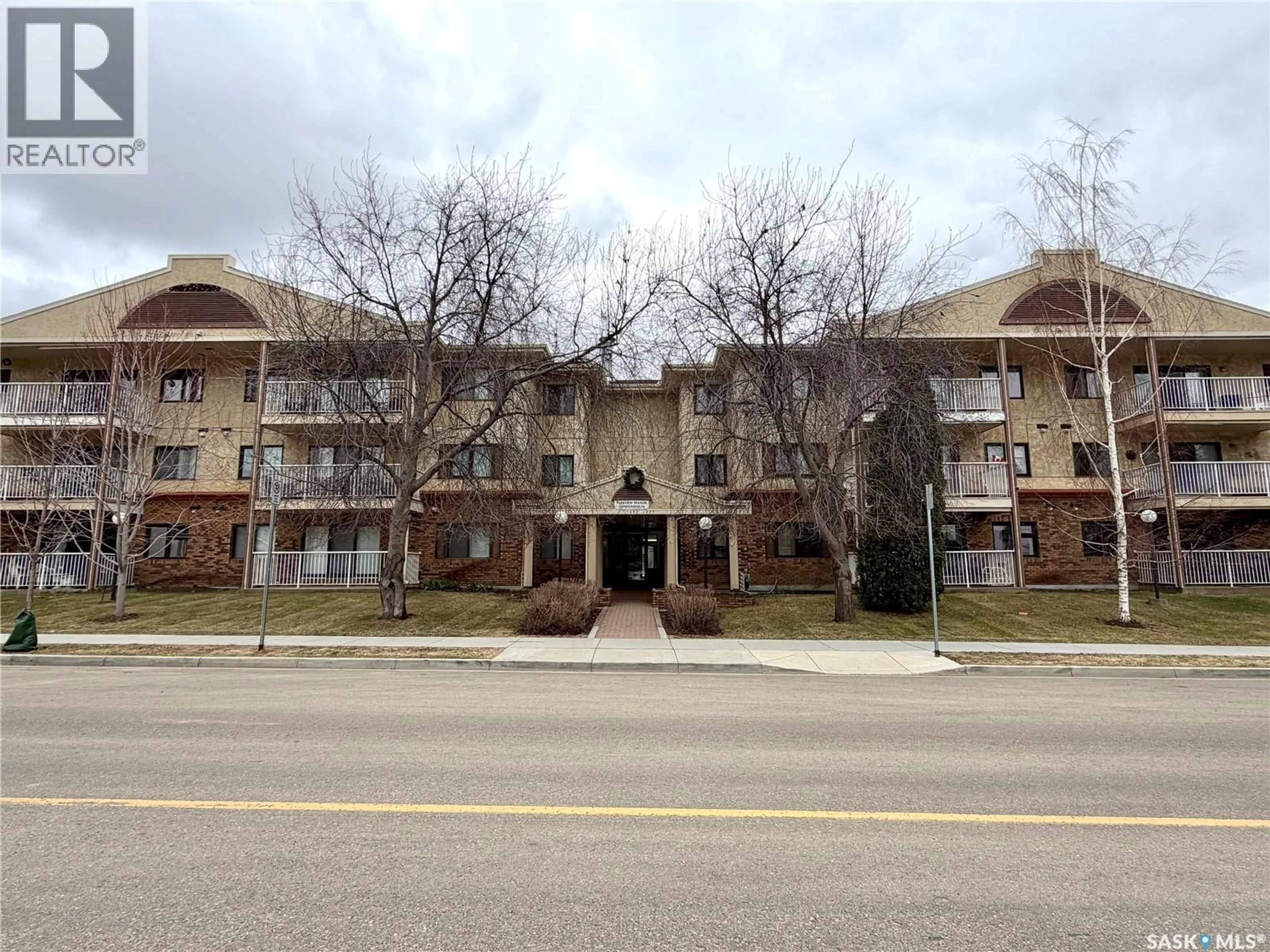 Unknown for 105 - 1442 102ND STREET, North Battleford Saskatchewan S9A1G7