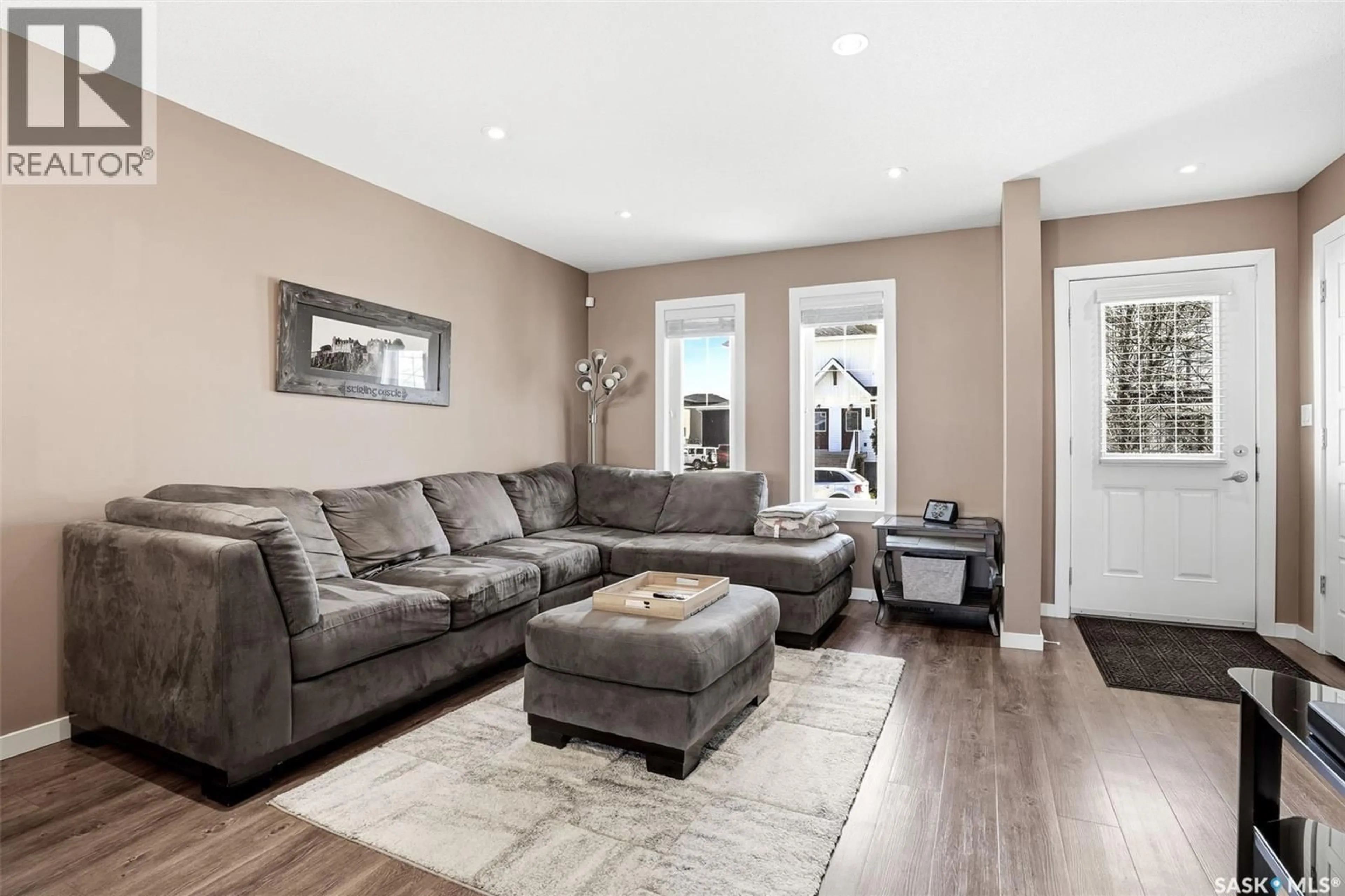 Living room with furniture, unknown for 4604 ALBULET DRIVE, Regina Saskatchewan S4W0R3