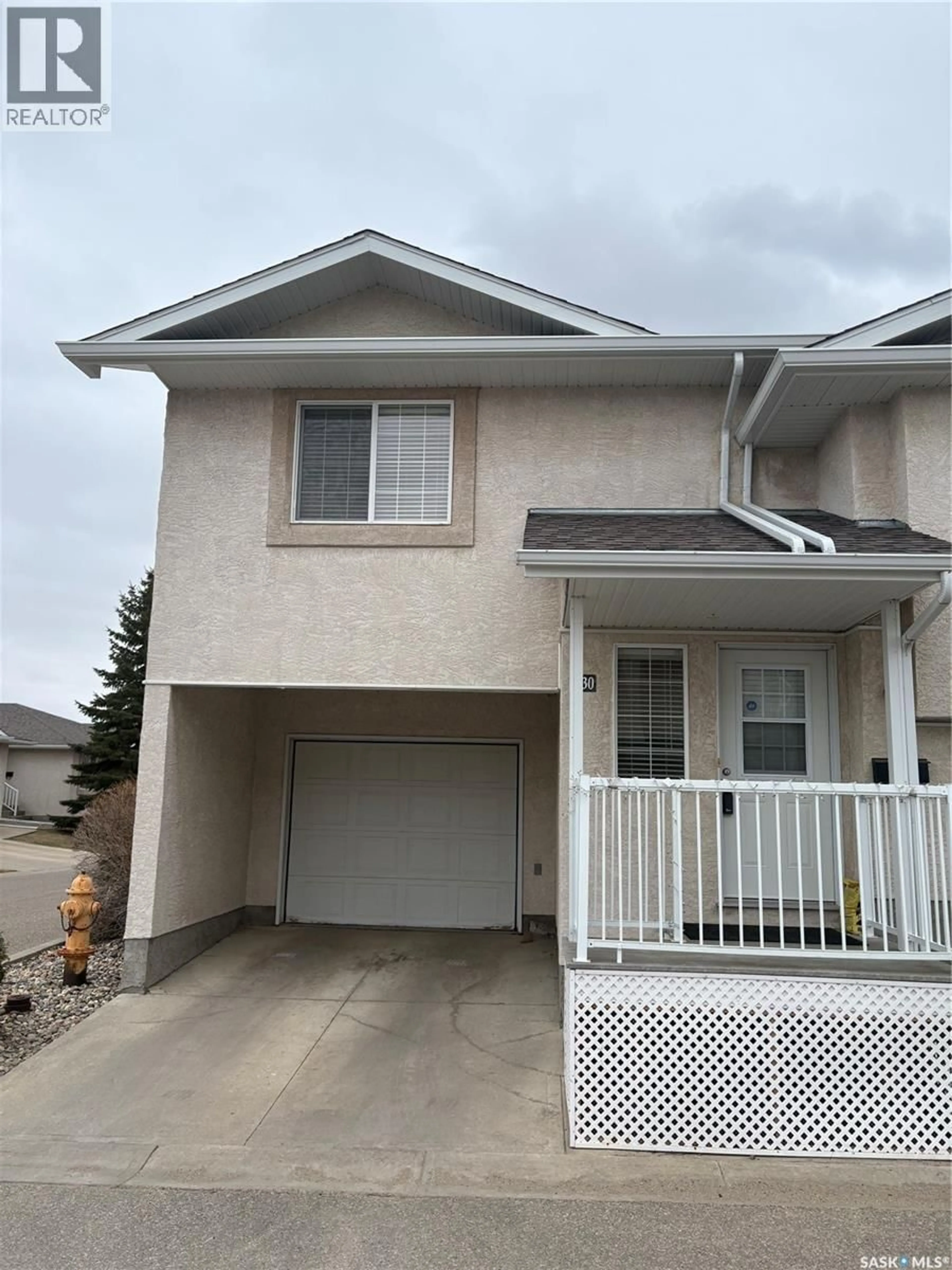 Home with vinyl exterior material, street for 30 - 2801 WINDSOR PARK ROAD, Regina Saskatchewan S4V0M9