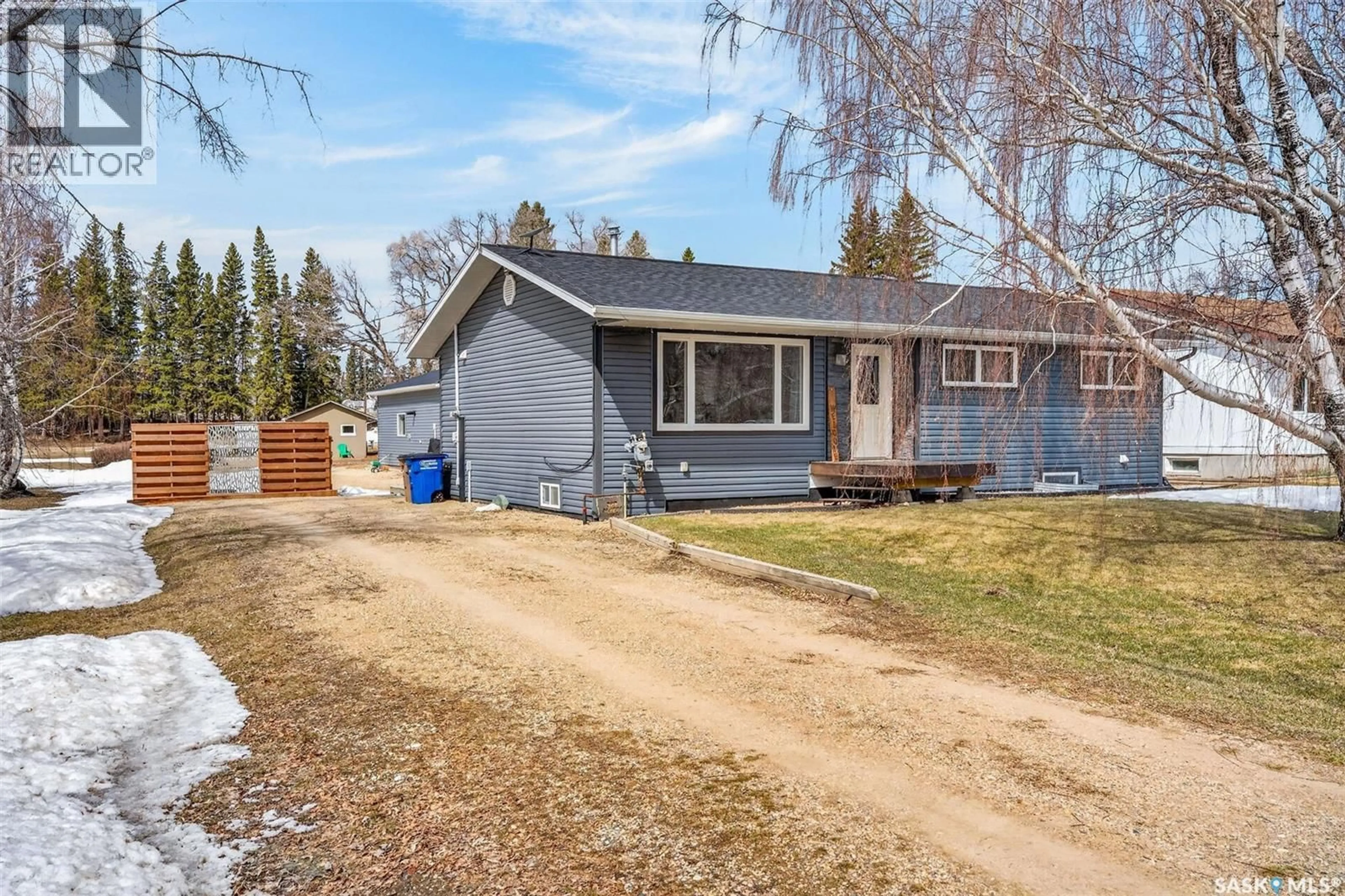 A pic from outside/outdoor area/front of a property/back of a property/a pic from drone, street for 209 ALBERT AVENUE, Rose Valley Saskatchewan S0E1M0
