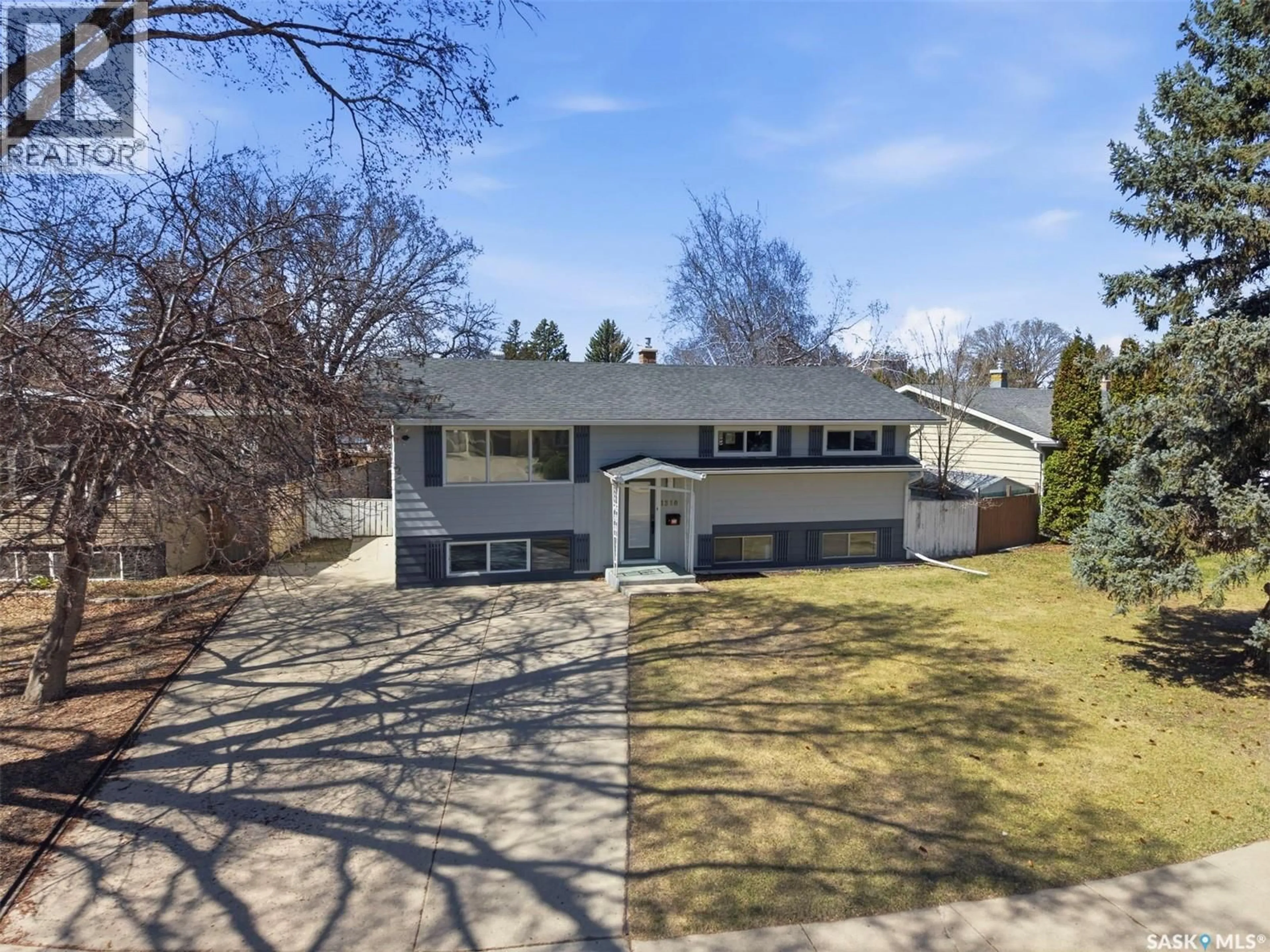 A pic from outside/outdoor area/front of a property/back of a property/a pic from drone, street for 1310 CENTRE EAST, Saskatoon Saskatchewan S7J3A9