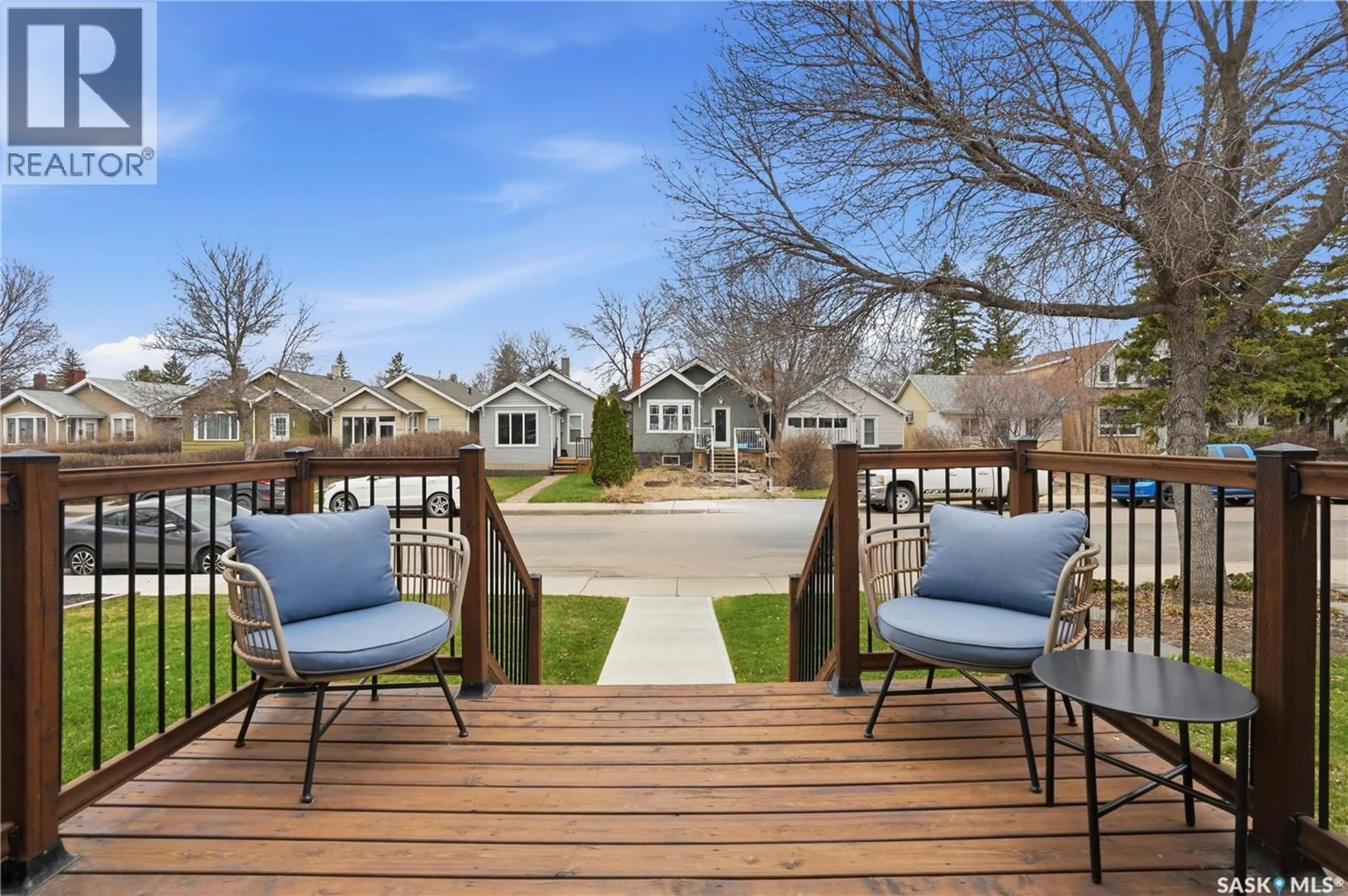 Patio, street for 2155 QUEEN STREET, Regina Saskatchewan S4T4C4