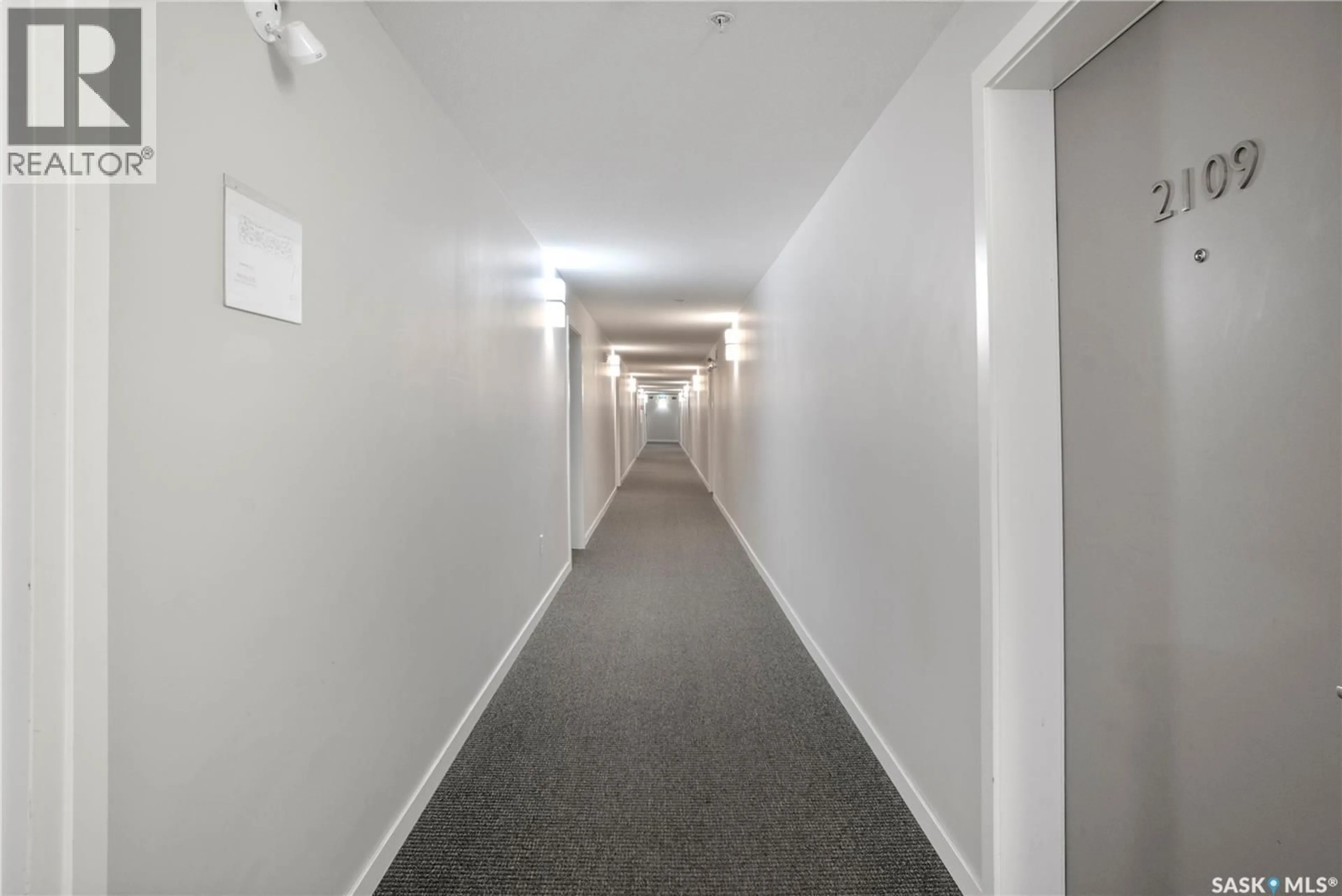 Indoor foyer for 5500 - 2110 MITCHINSON WAY, Regina Saskatchewan S4W0N9