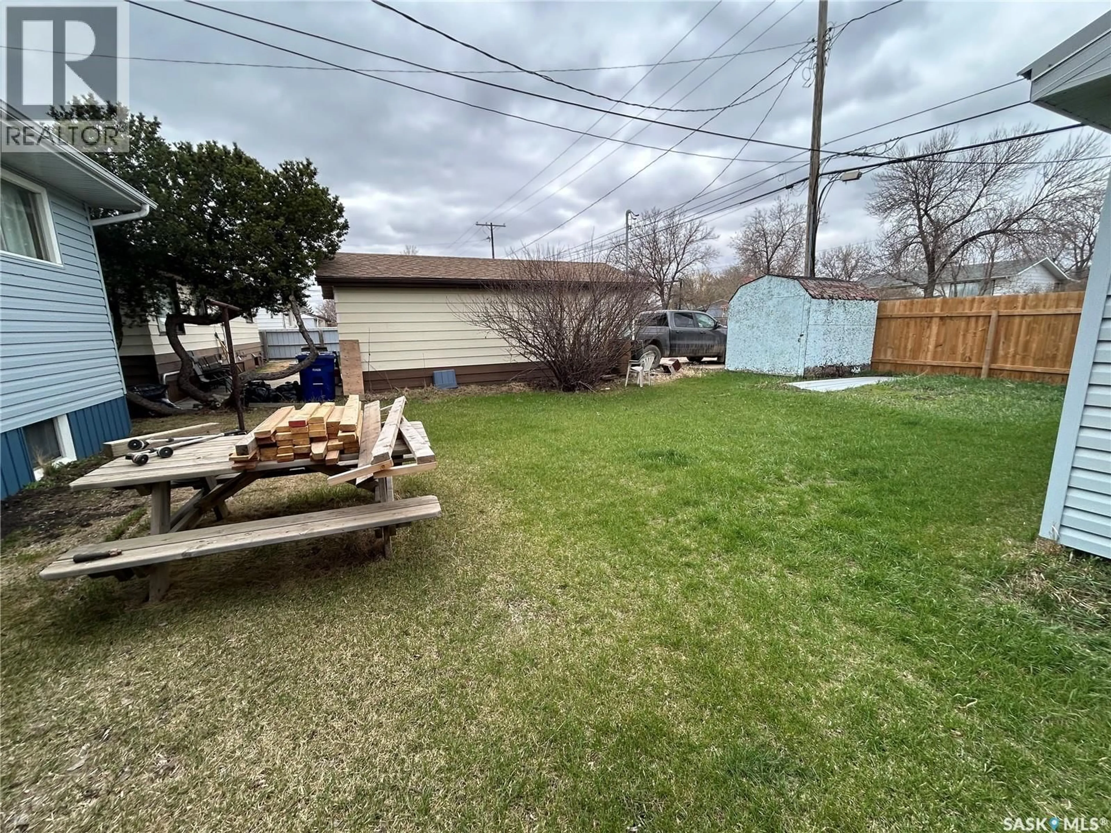 A pic from outside/outdoor area/front of a property/back of a property/a pic from drone, unknown for 260 DUNCAN ROAD, Estevan Saskatchewan S4A0A4