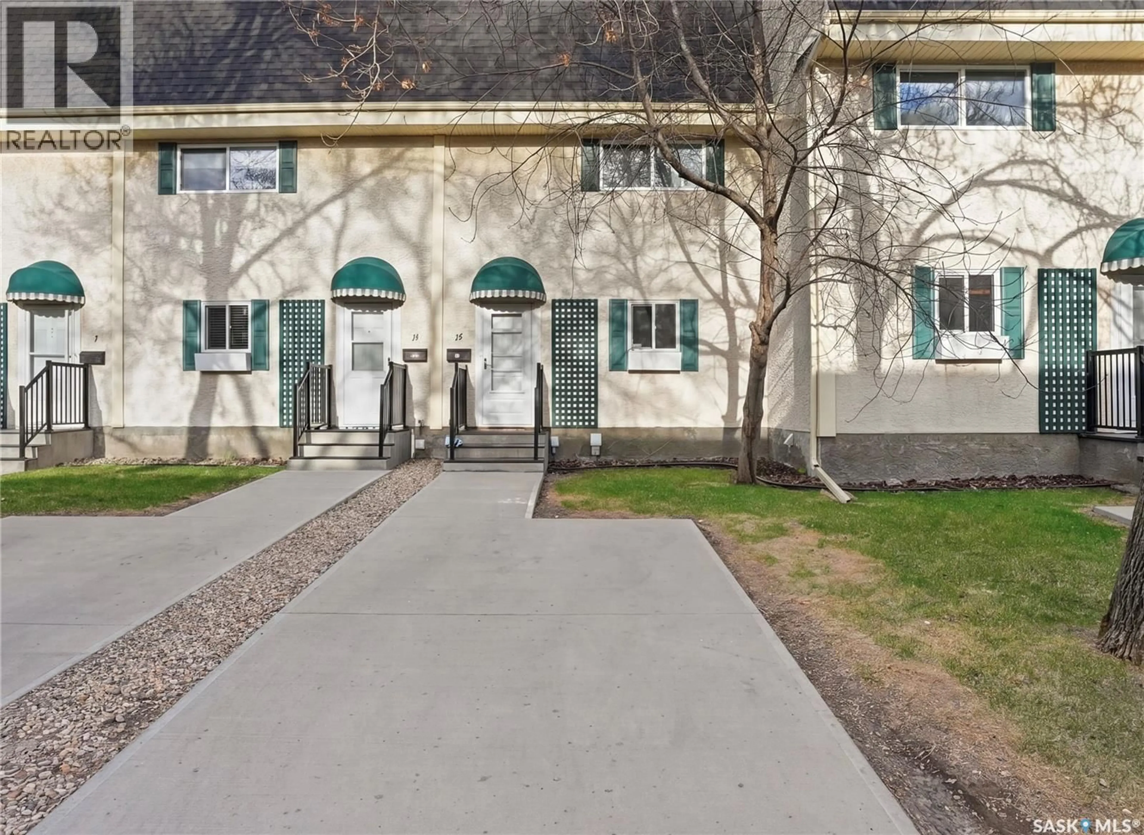 Unknown for 15 KILLARNEY WAY, Regina Saskatchewan S4S6V8