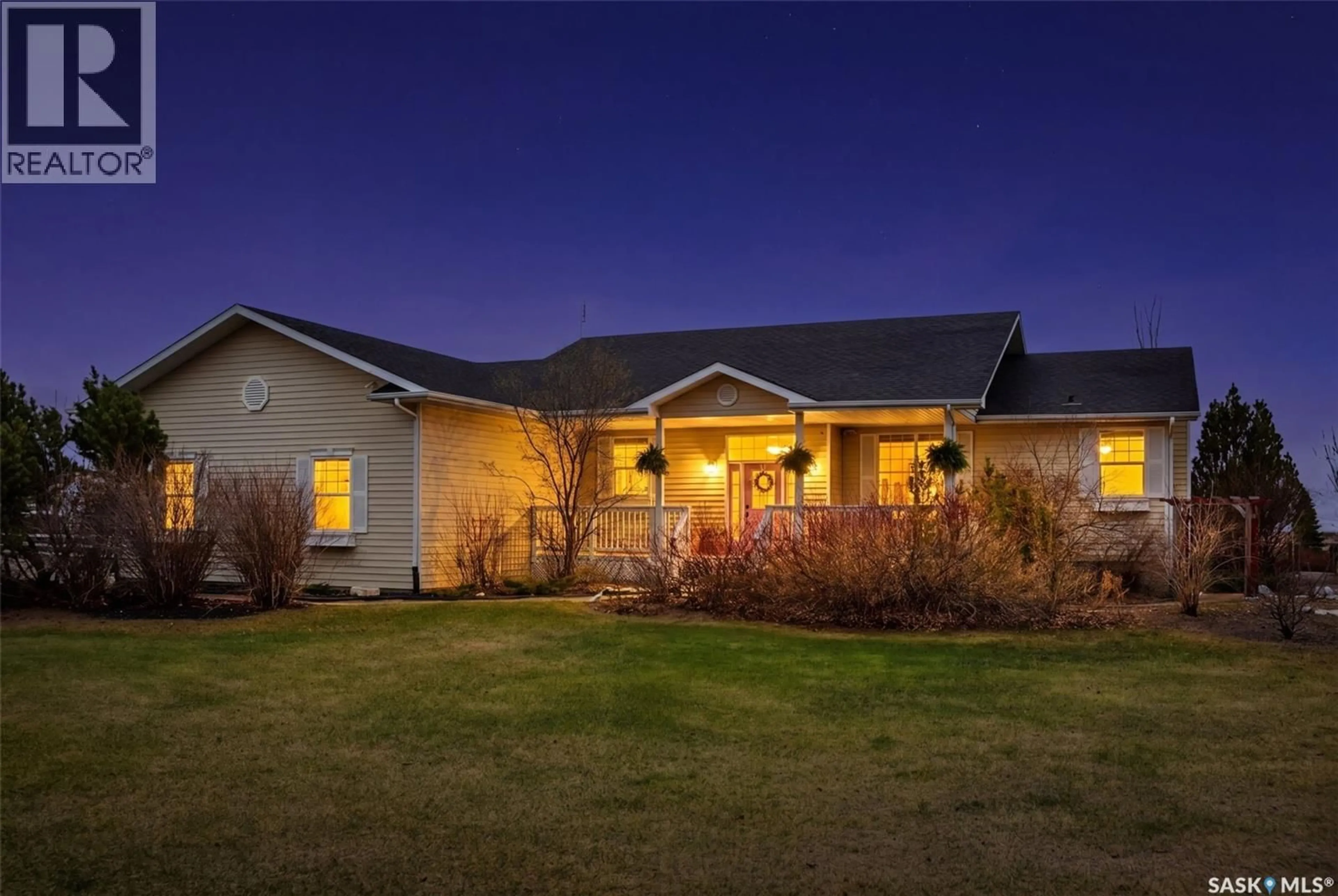A pic from outside/outdoor area/front of a property/back of a property/a pic from drone, unknown for 16 POPLAR TRAIL, Edenwold Rm No.158 Saskatchewan S4L5B1