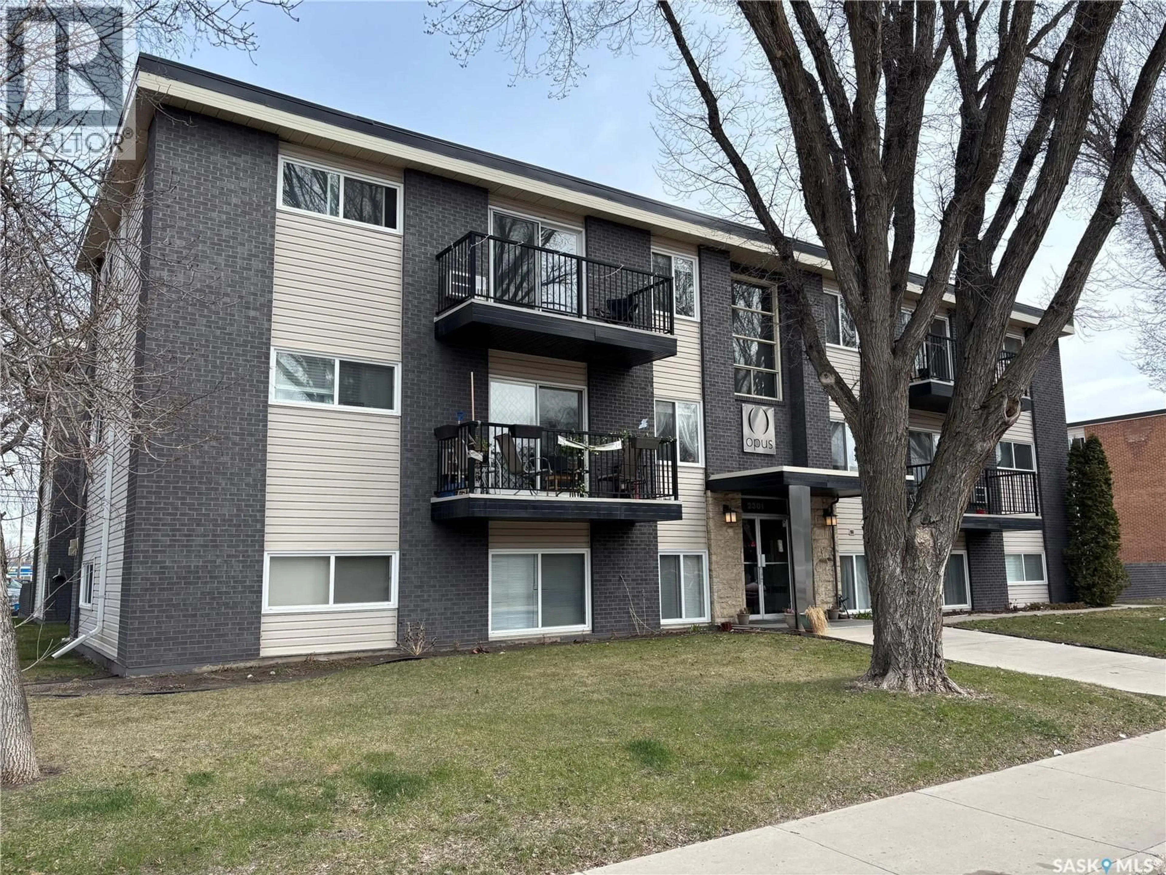 Unknown for 2 - 2301 7TH STREET, Saskatoon Saskatchewan S7H1A2