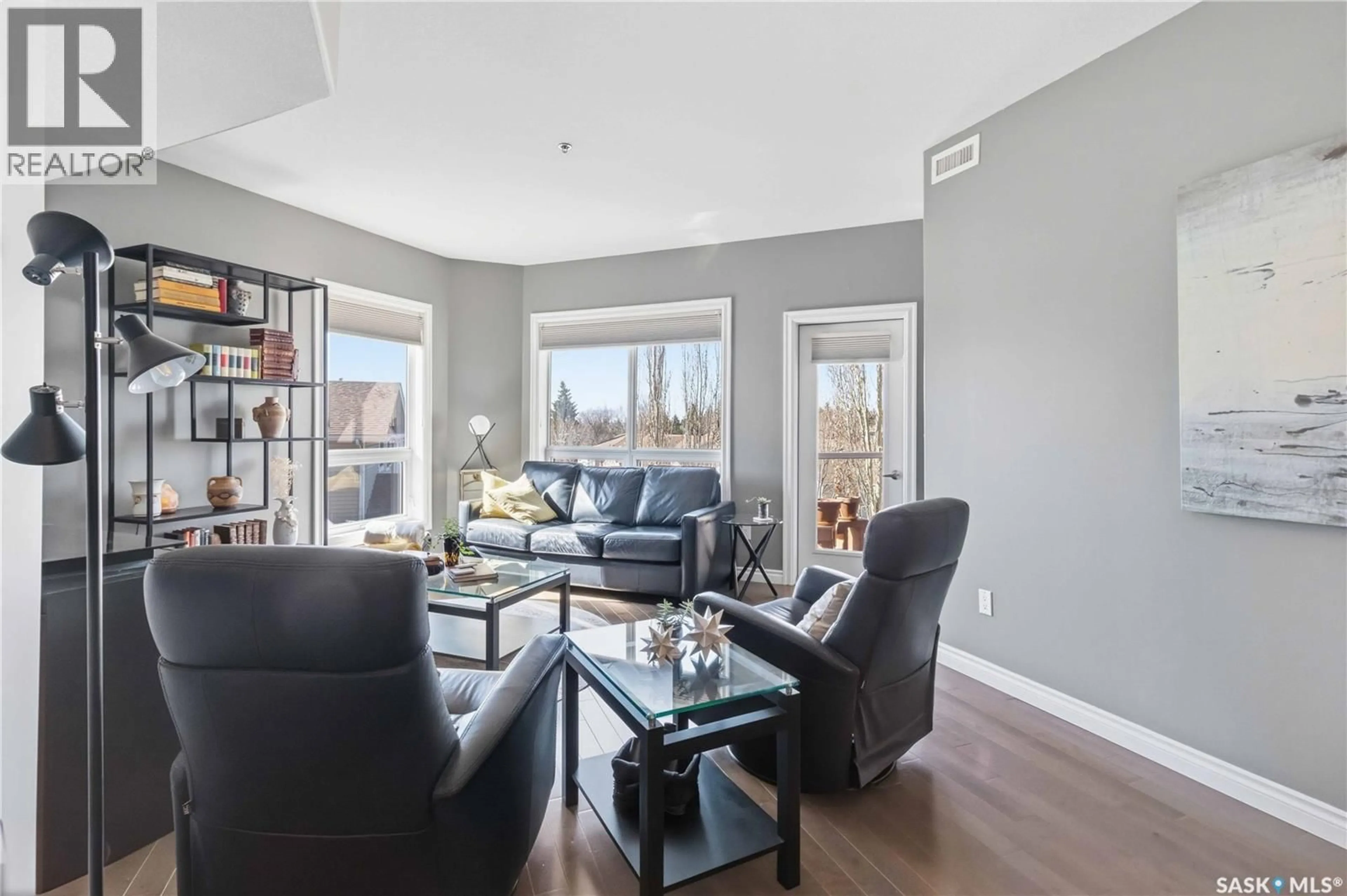 Living room with furniture, unknown for 227 - 204 PINEHOUSE DRIVE, Saskatoon Saskatchewan S7K6N9