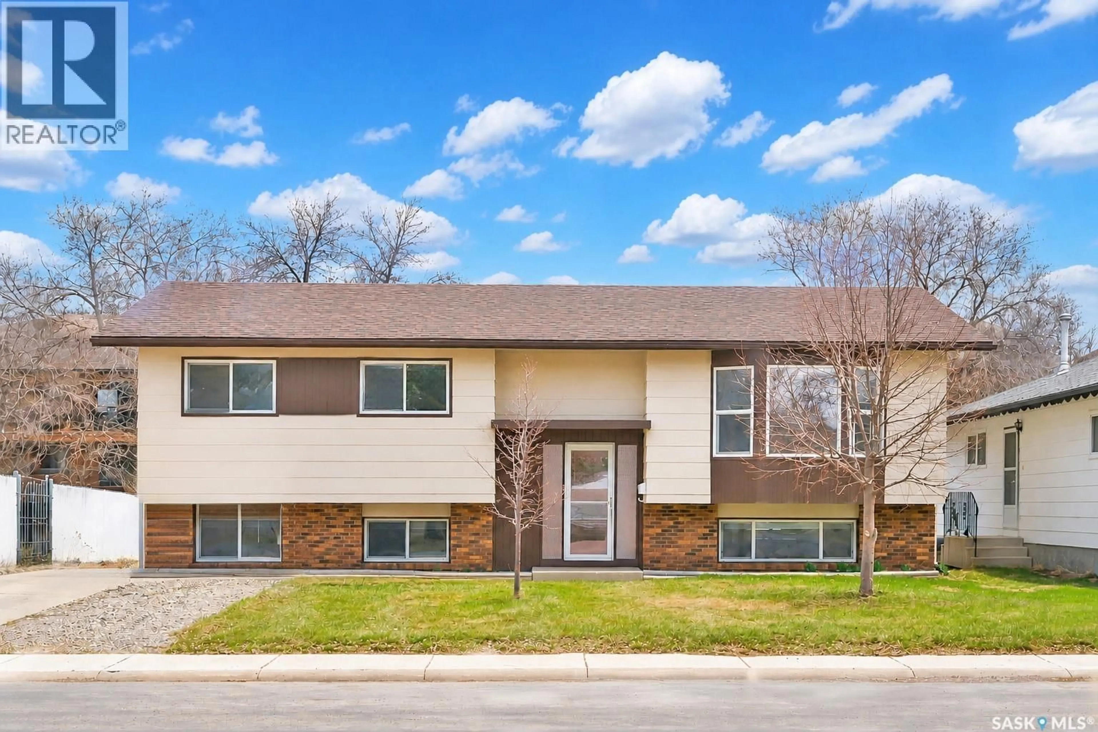 Home with brick exterior material, street for 118 STONE TERRACE, Saskatoon Saskatchewan S7M4J5