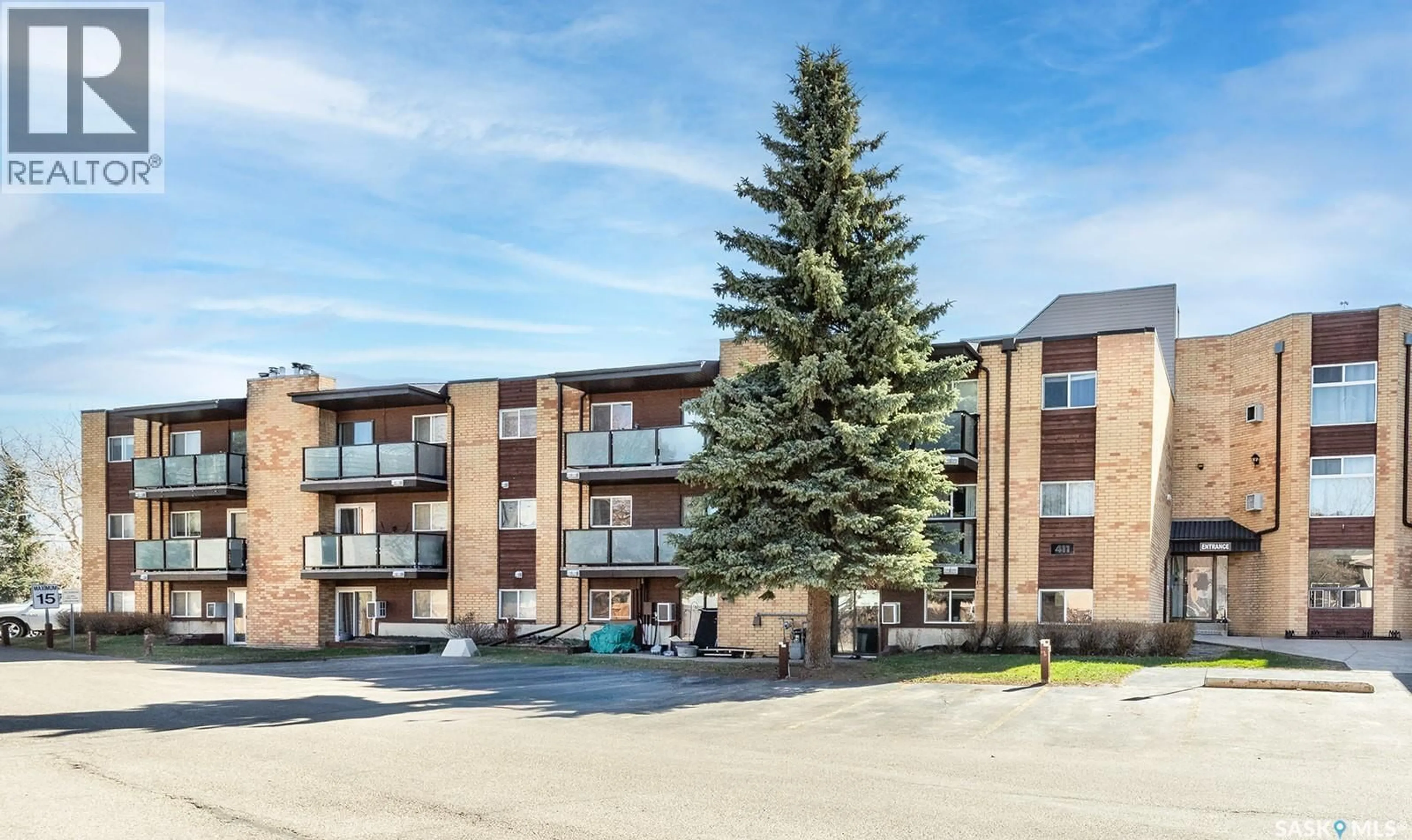 Patio, mountain view for 102 - 411 TAIT COURT, Saskatoon Saskatchewan S7H5L3