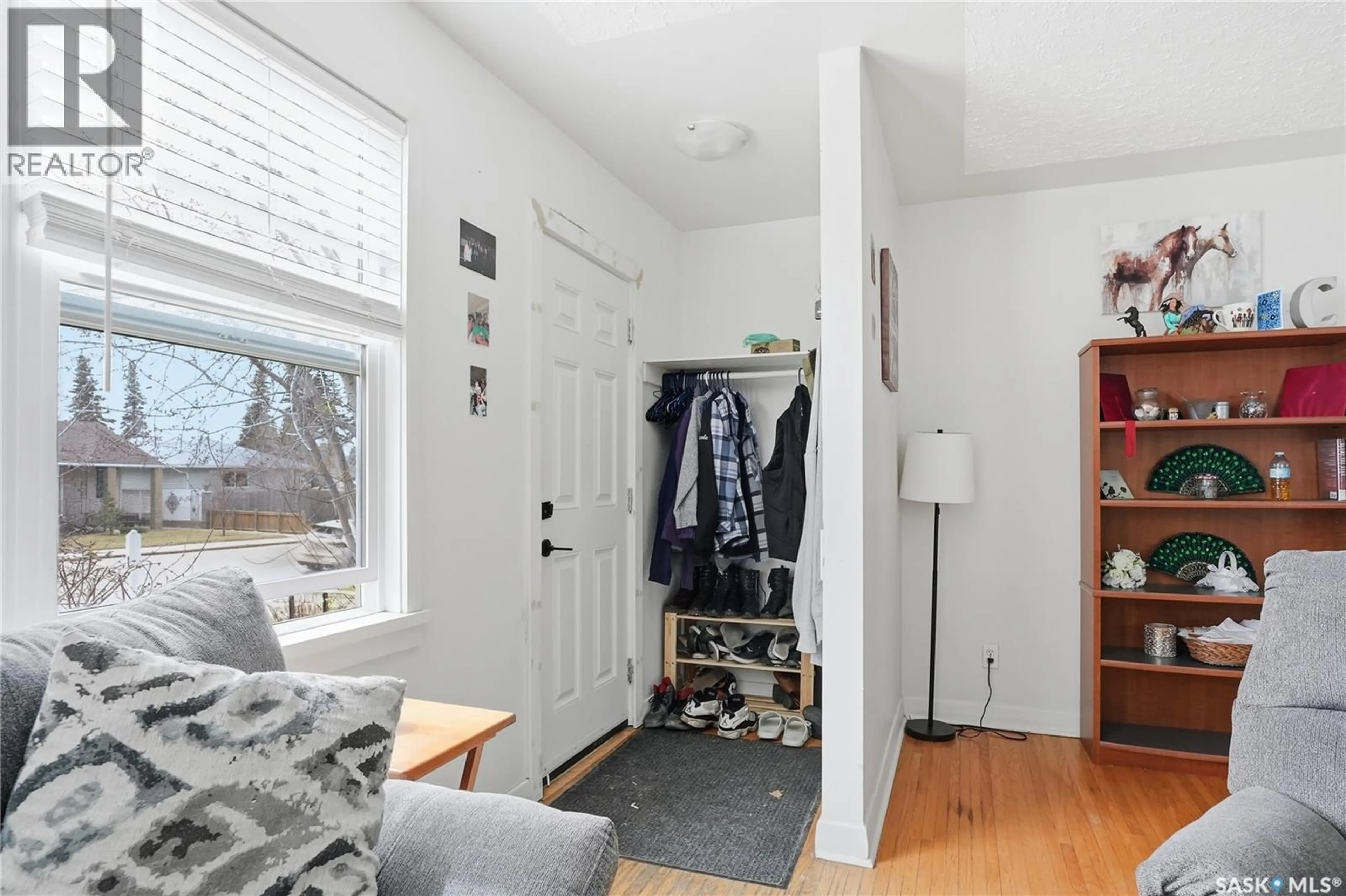 Indoor entryway for 1011 1ST STREET, Saskatoon Saskatchewan V0R1X2