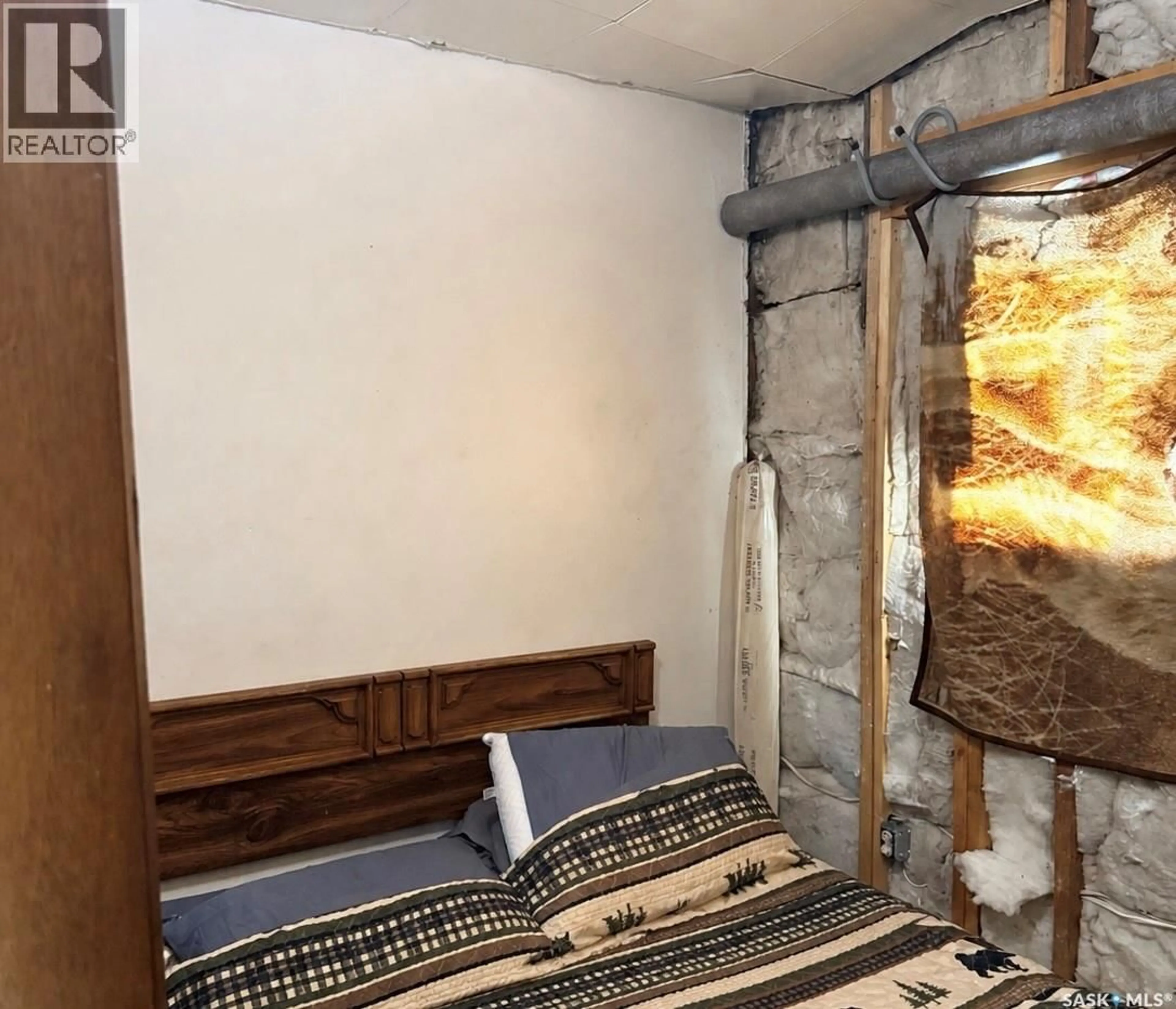 A pic of a room for 902 FAIRFORD STREET E, Moose Jaw Saskatchewan S6H0G5