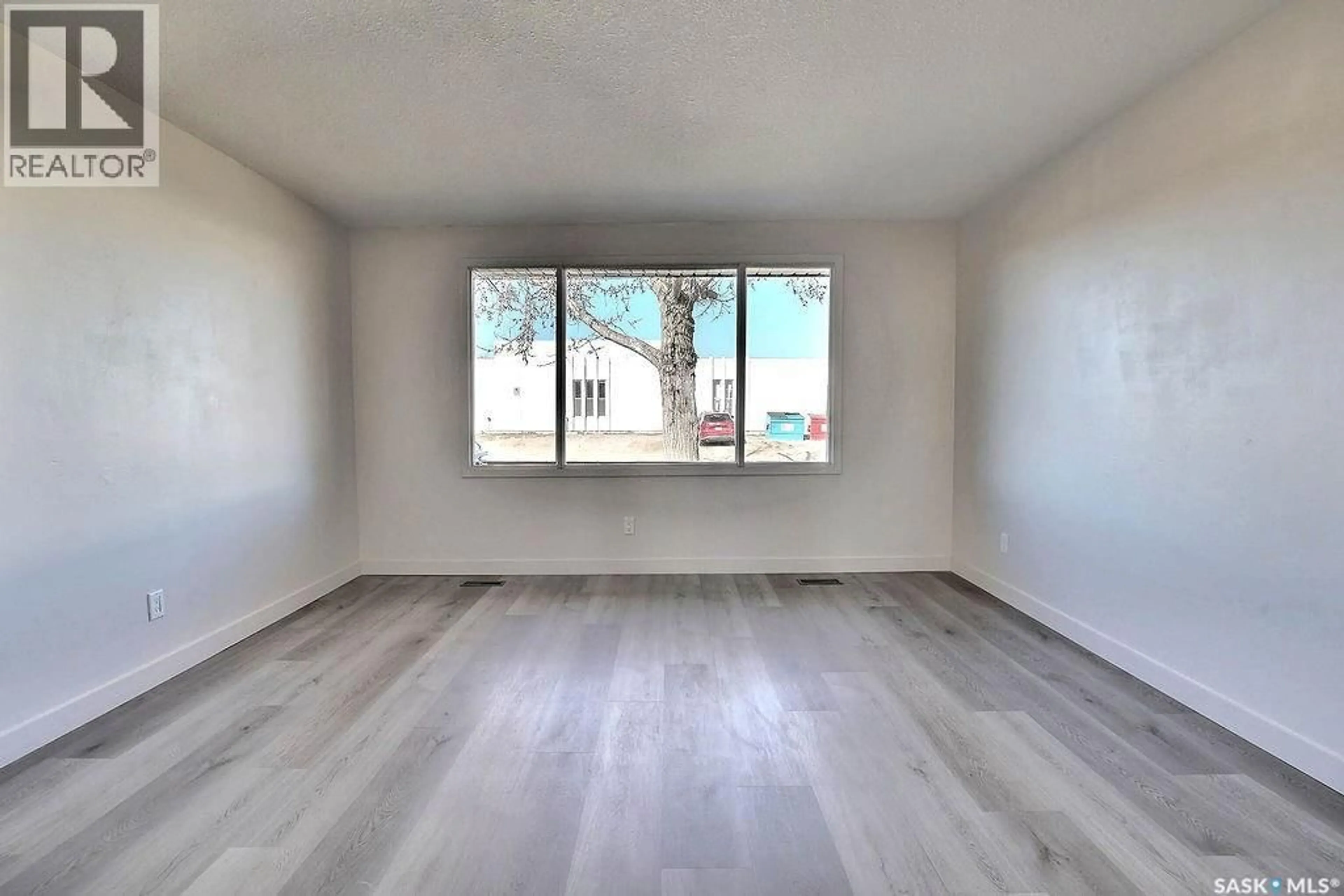 A pic of a room for 31 MACKENZIE WAY, Regina Saskatchewan S4N5M7