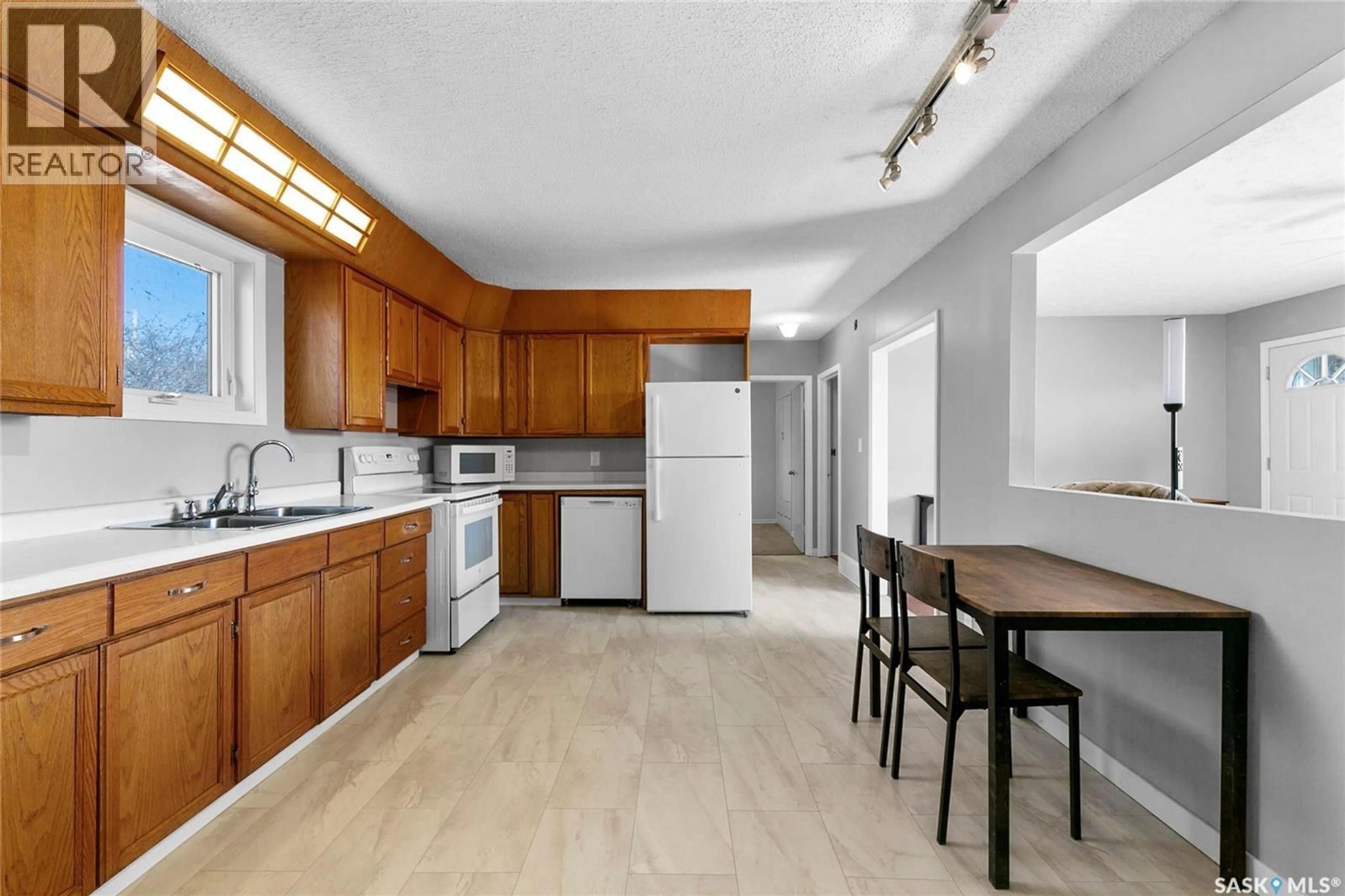 Standard kitchen, unknown for 128 PEARSON STREET, Earl Grey Saskatchewan S0G1J0