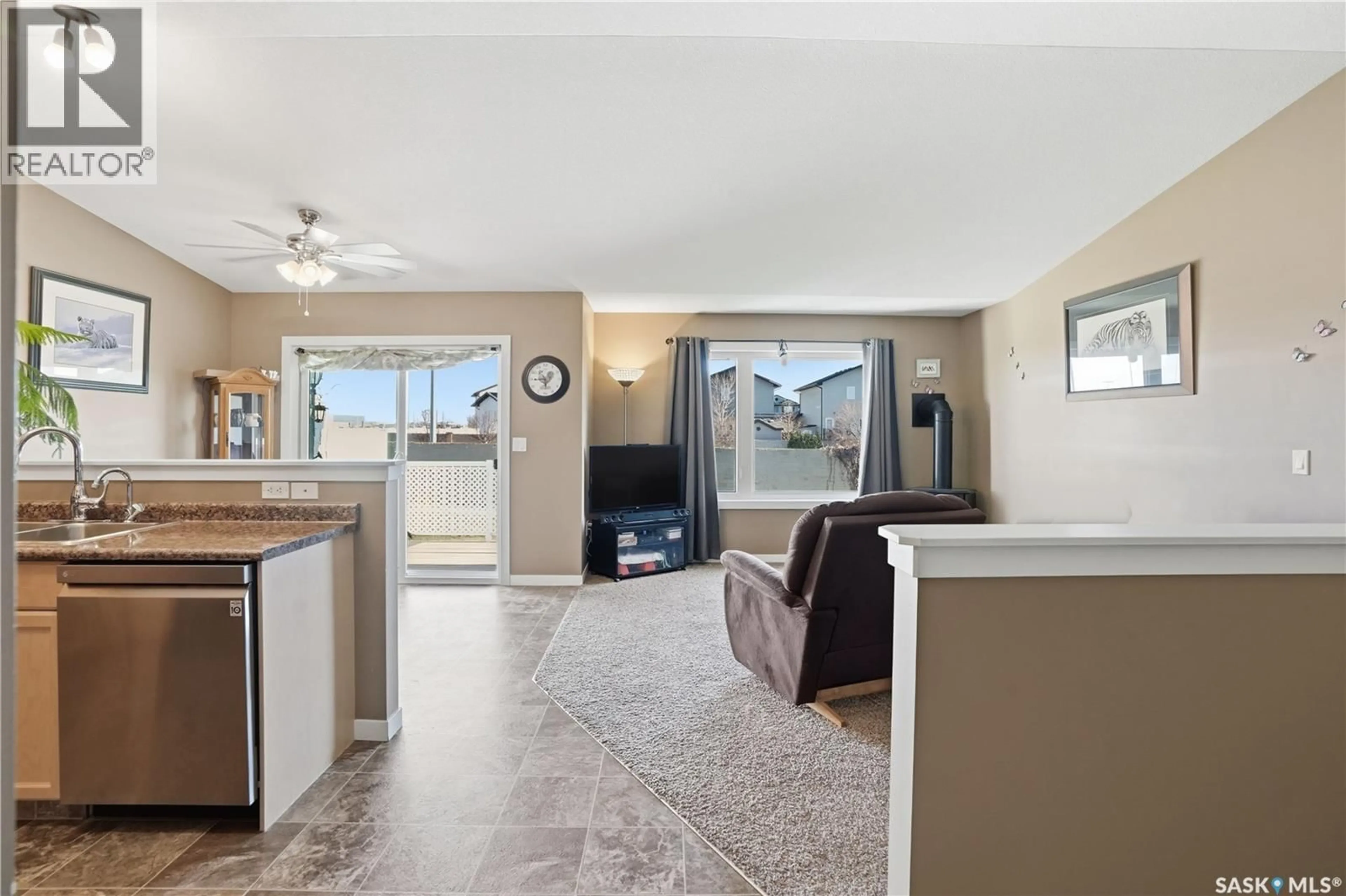 Unknown for 4101 - 19 PRESTON CRESCENT, Regina Saskatchewan S4X0G3