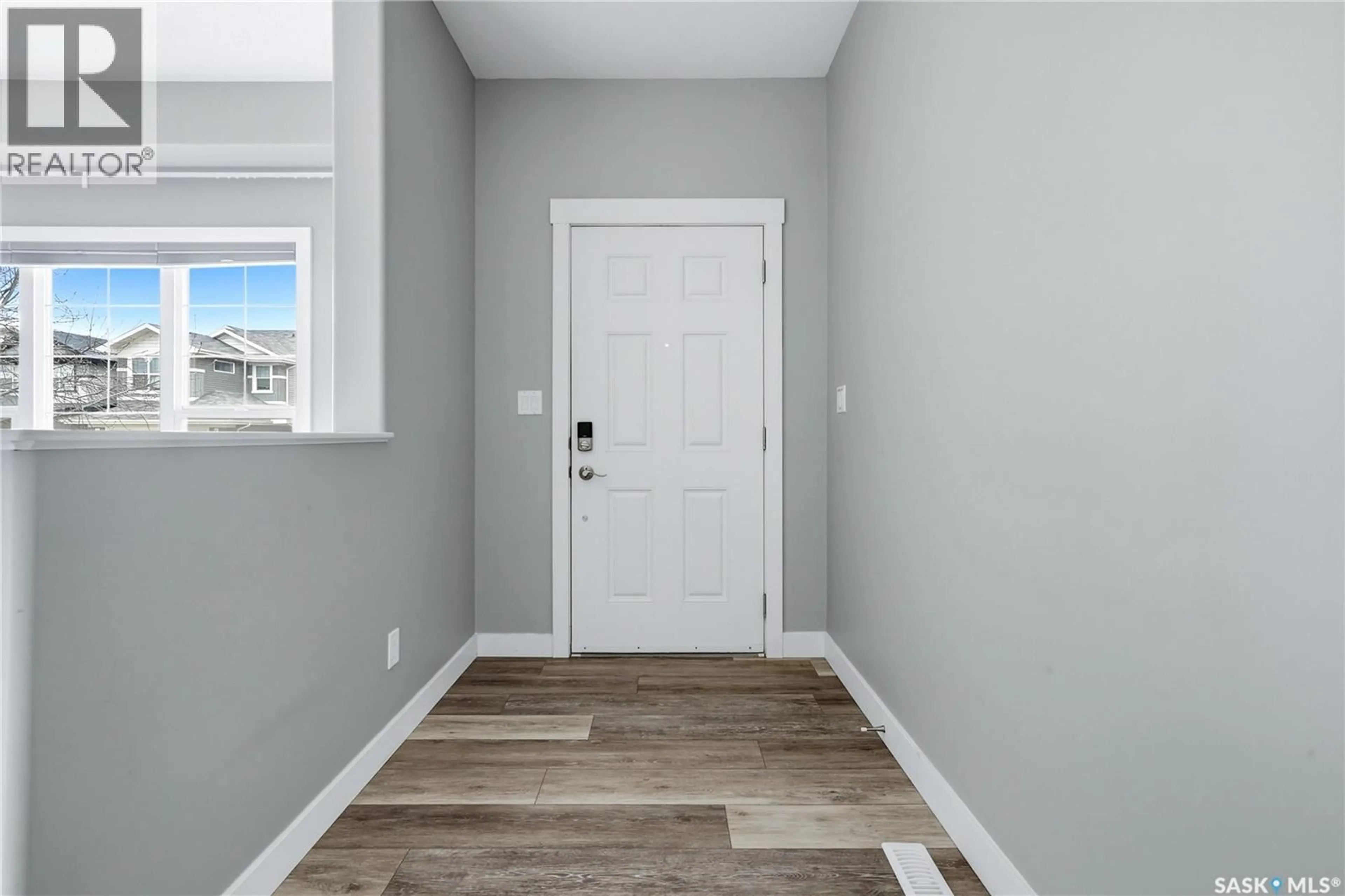 Indoor entryway for 3636 GREEN MOSS LANE, Regina Saskatchewan S4V1M2