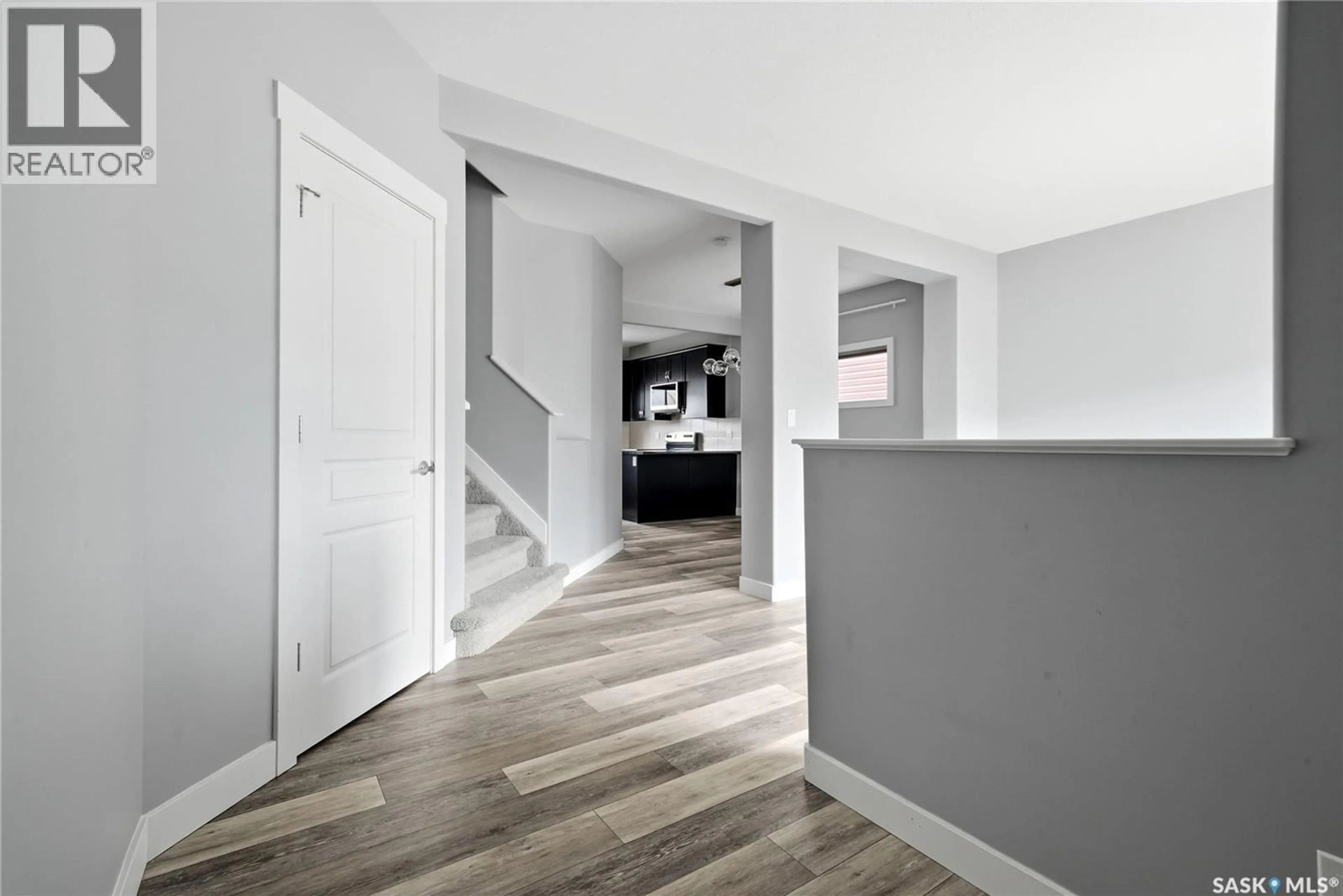 Indoor entryway for 3636 GREEN MOSS LANE, Regina Saskatchewan S4V1M2