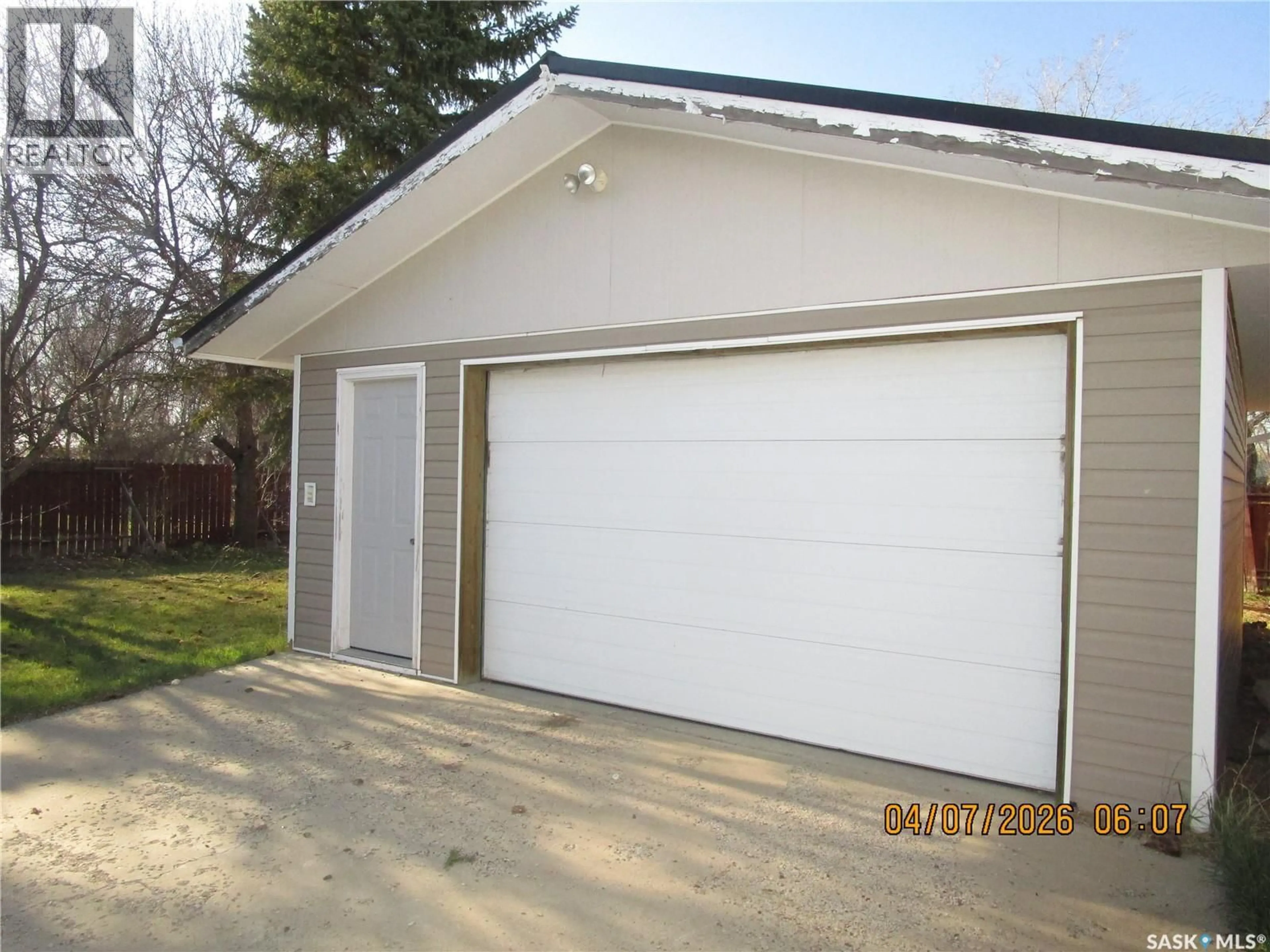 Indoor garage for 222 WESTVIEW DRIVE, Coronach Saskatchewan S0H0Z0
