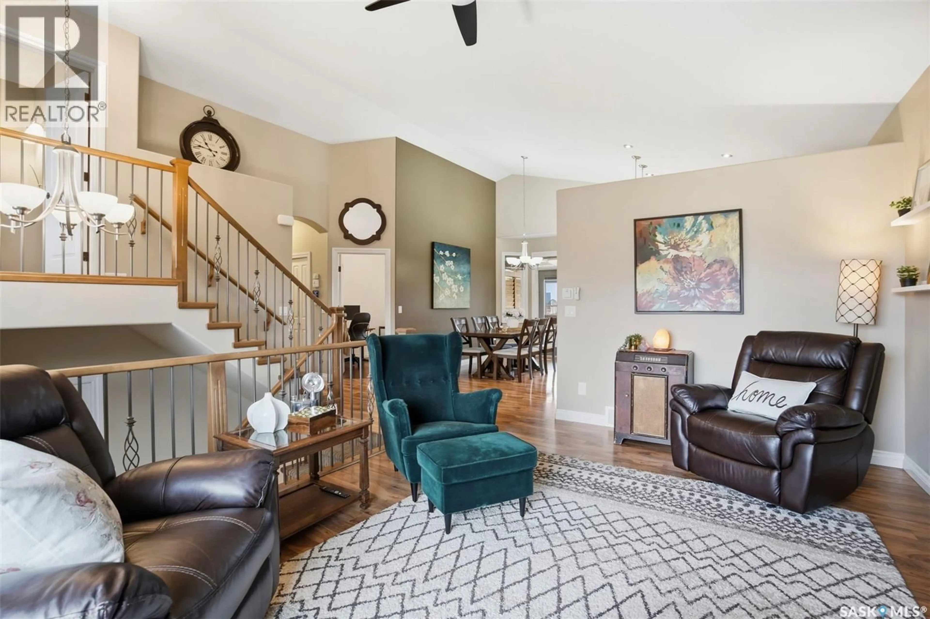 Living room with furniture, unknown for 139 PULLES CRESCENT, Saskatoon Saskatchewan S7R0B4