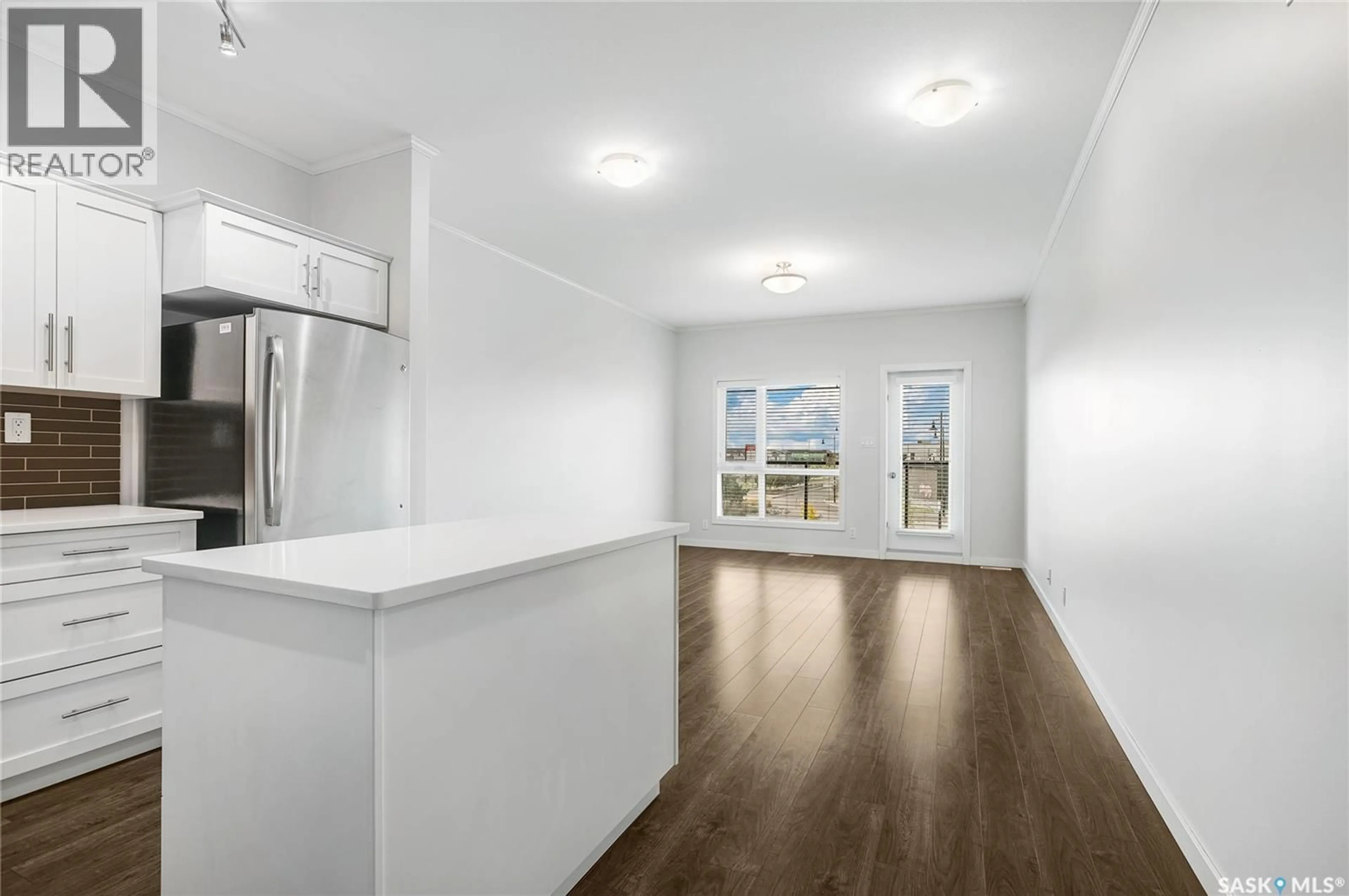Open concept kitchen, unknown for 545 - 104 HASSARD CLOSE, Saskatoon Saskatchewan S7L6V3