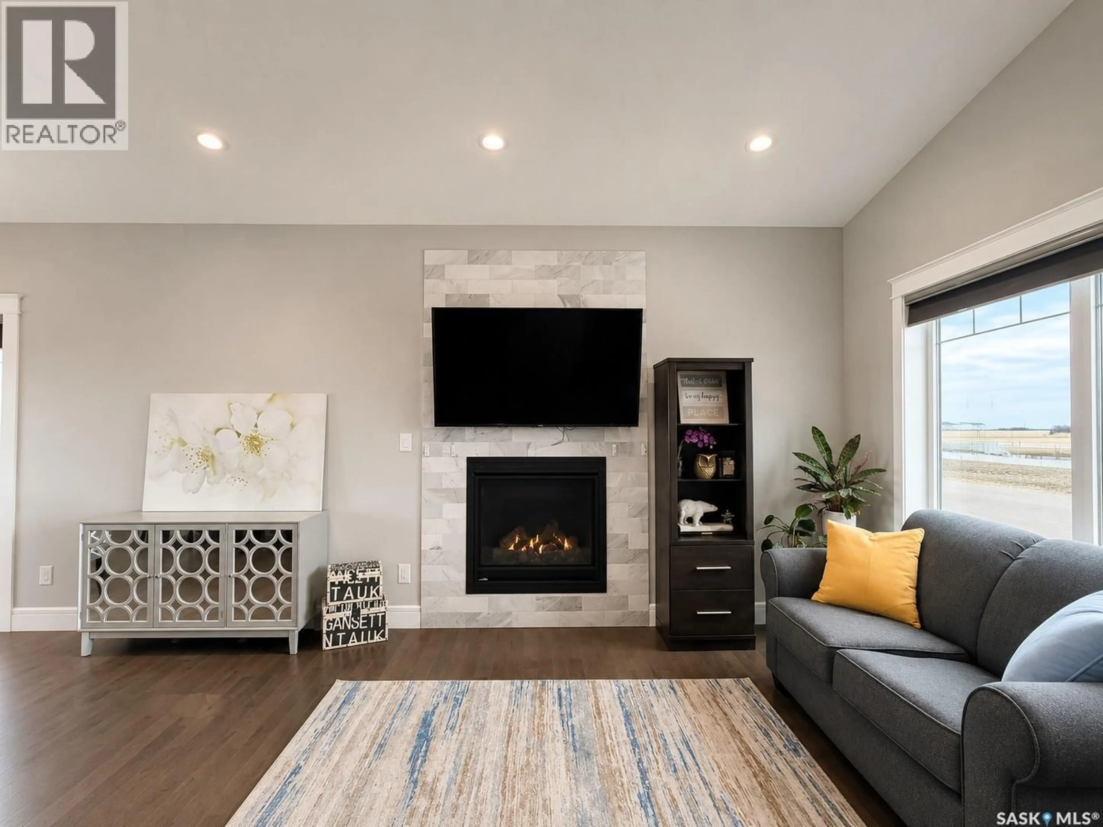Living room with furniture, unknown for 250 PRAIRIE DAWN DRIVE, Dundurn Saskatchewan S0K1K1