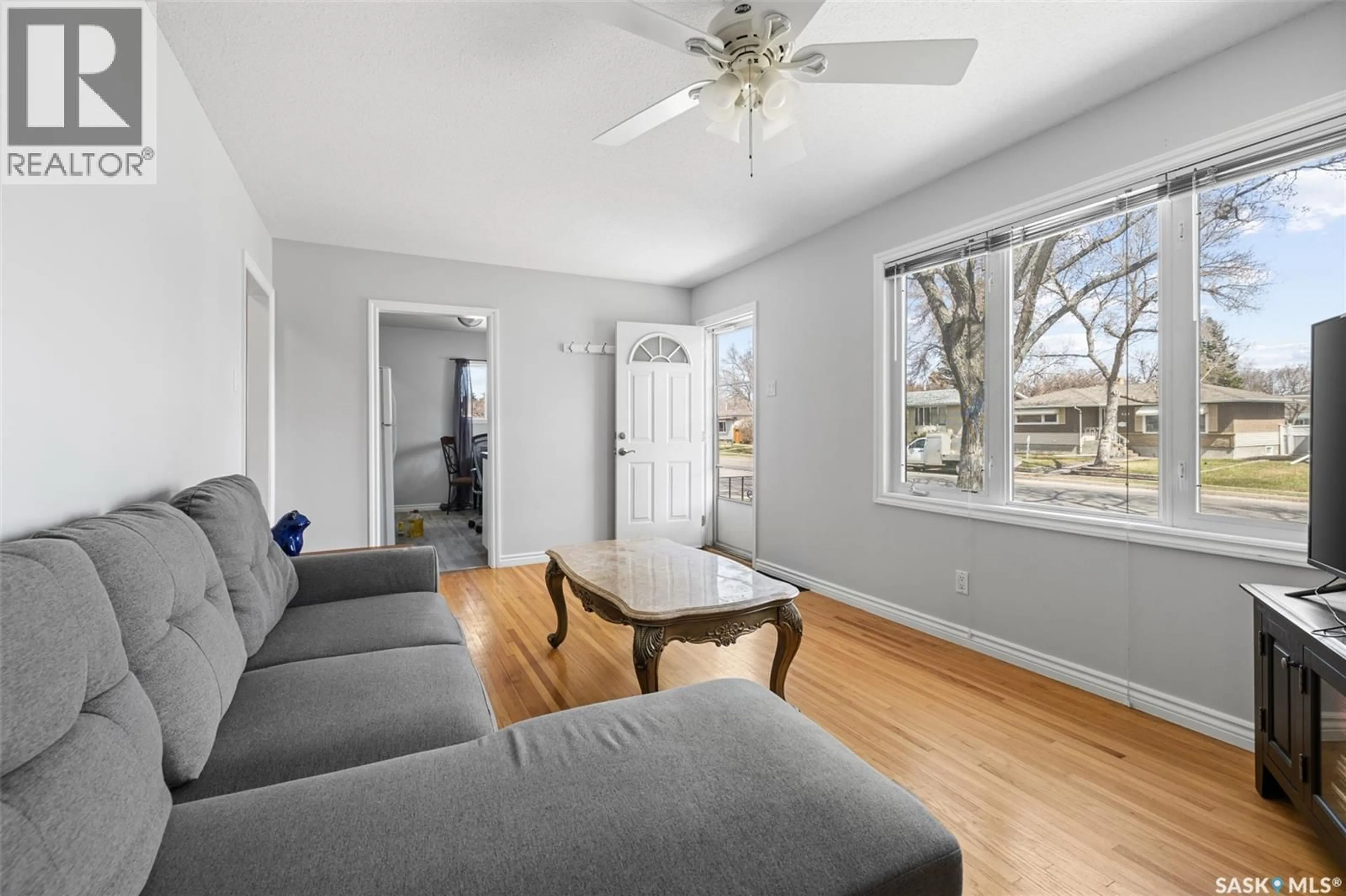 Living room with furniture, unknown for 812 MCINTOSH STREET, Regina Saskatchewan S4T5B4