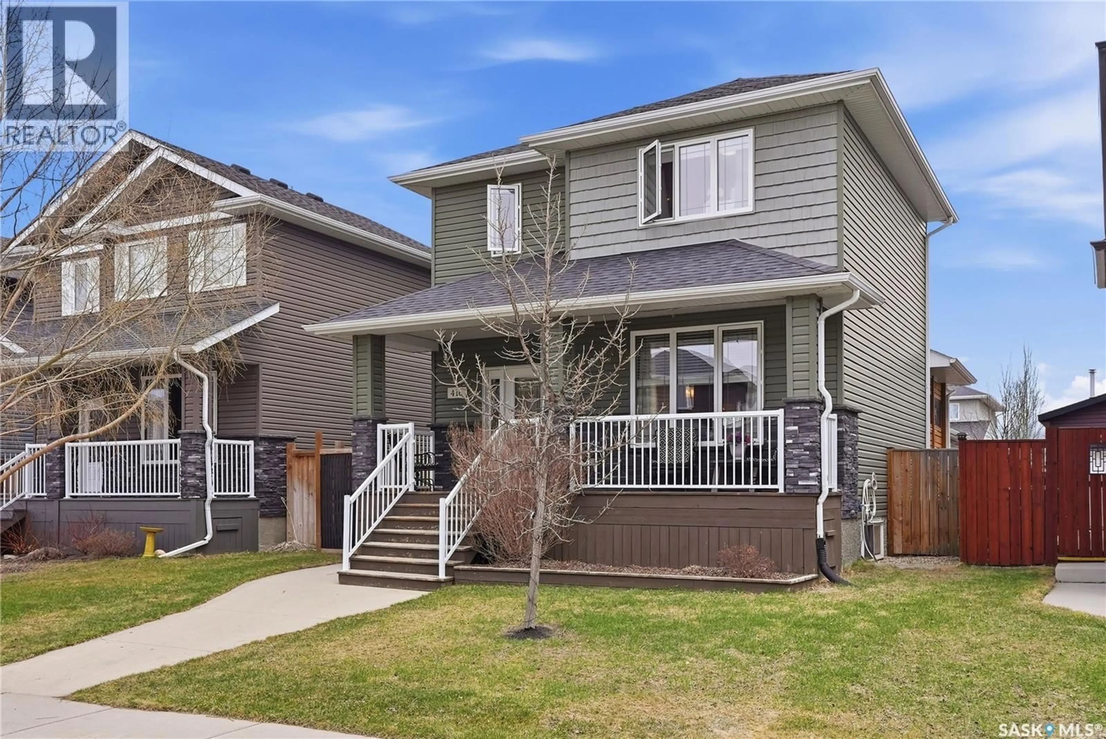 Home with vinyl exterior material, street for 416 GOLDEN WILLOW WAY, Warman Saskatchewan S0K4S2