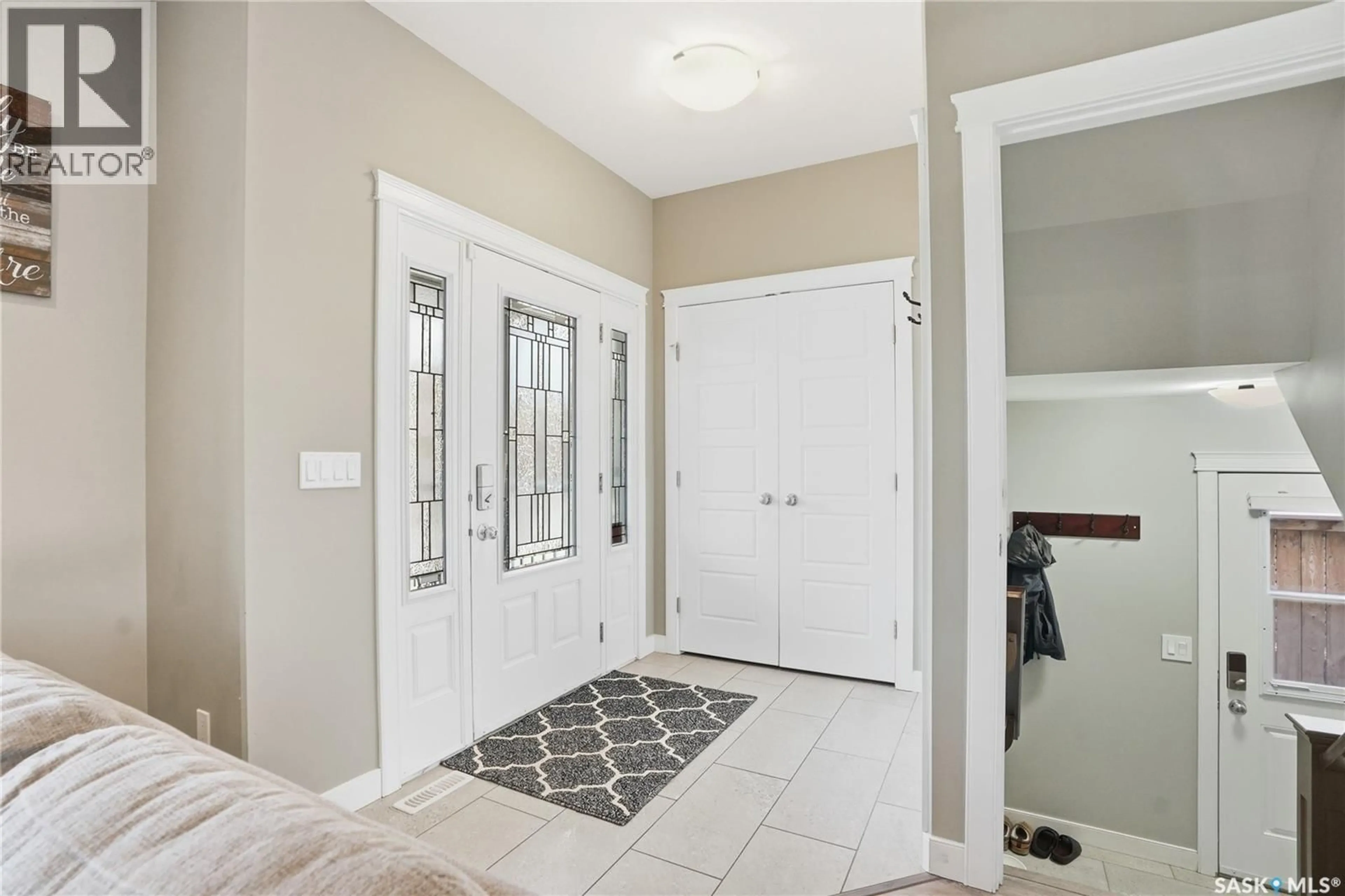 Indoor entryway for 416 GOLDEN WILLOW WAY, Warman Saskatchewan S0K4S2
