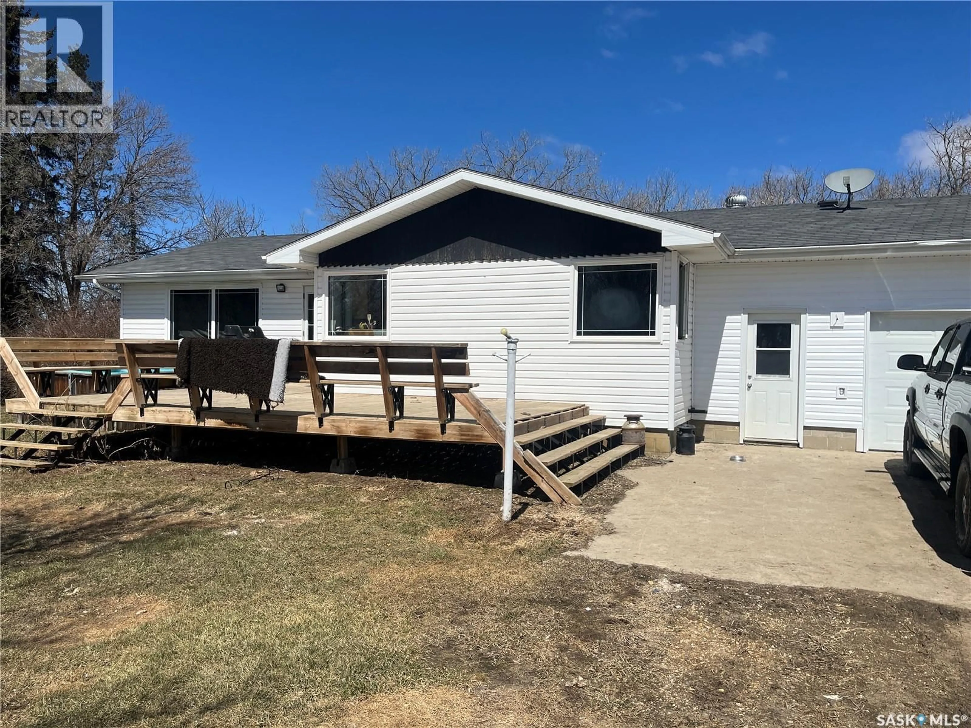 A pic from outside/outdoor area/front of a property/back of a property/a pic from drone, unknown for HOODOO ACREAGE, Hoodoo Rm No. 401 Saskatchewan S0K1B0