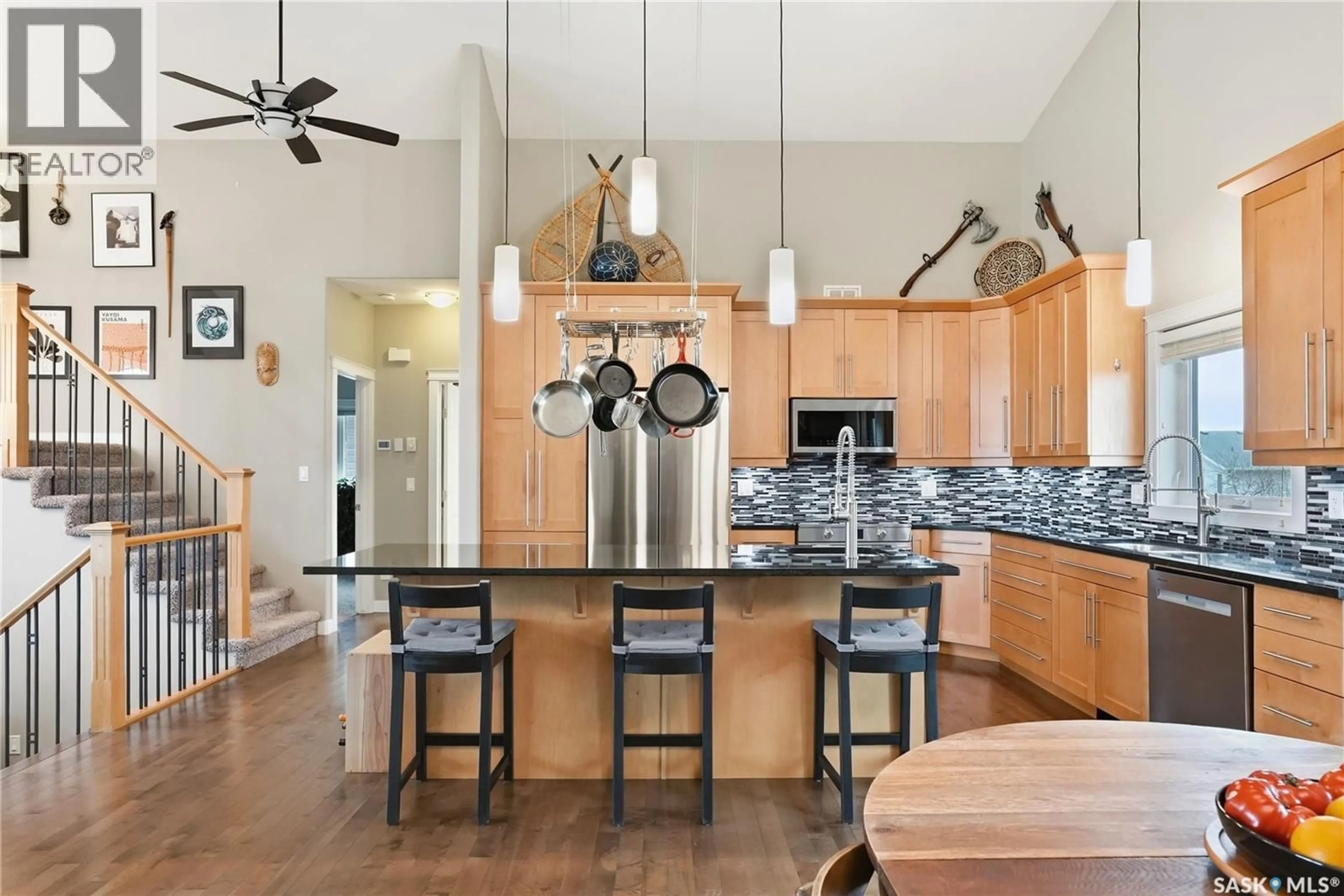 Open concept kitchen, unknown for 613 REDWOOD CRESCENT, Warman Saskatchewan S0K4S2