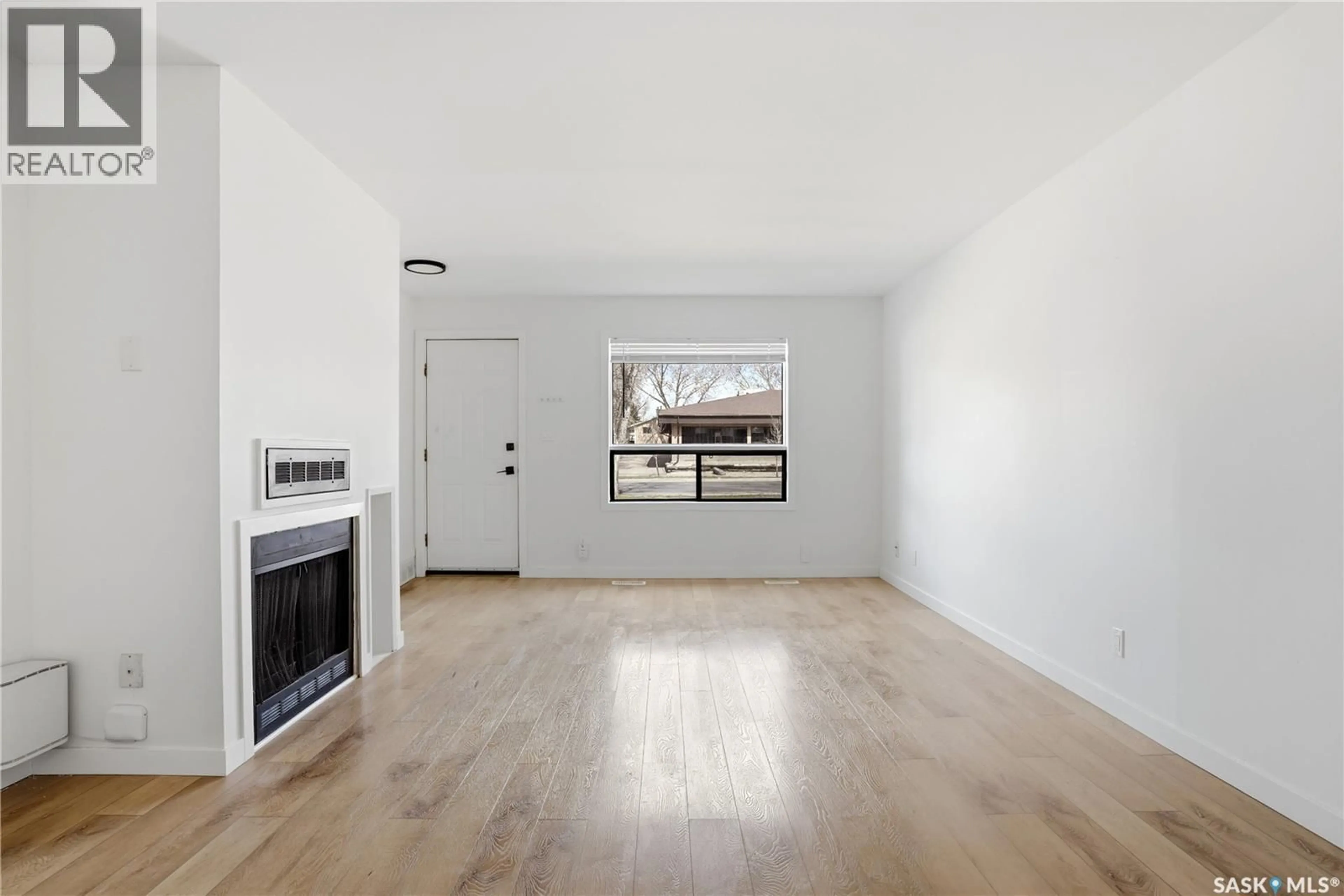 A pic of a room for 6501 ROCHDALE BOULEVARD, Regina Saskatchewan S4X2Z1