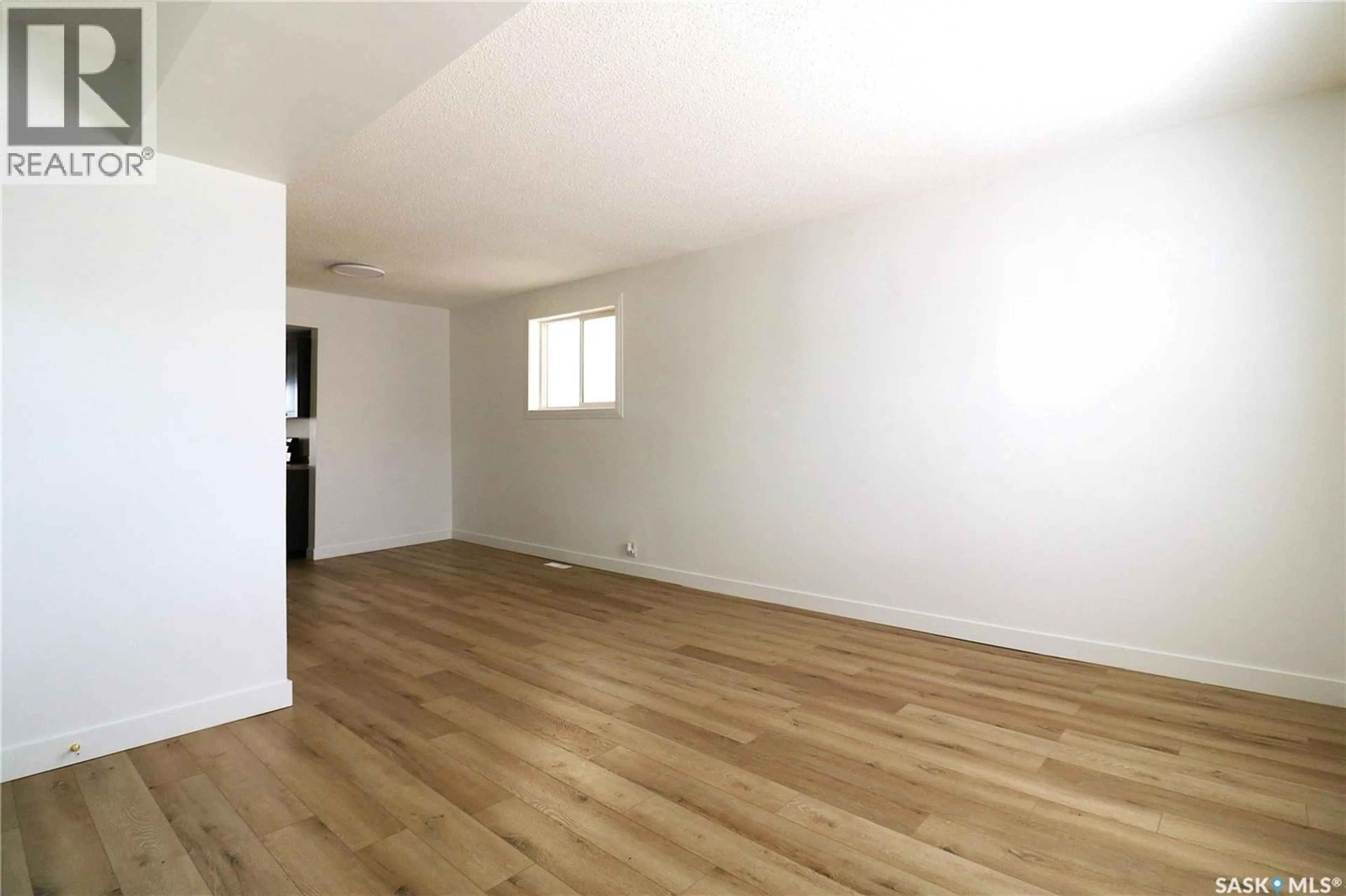 A pic of a room for 544 OSLER STREET, Regina Saskatchewan S4R1W1