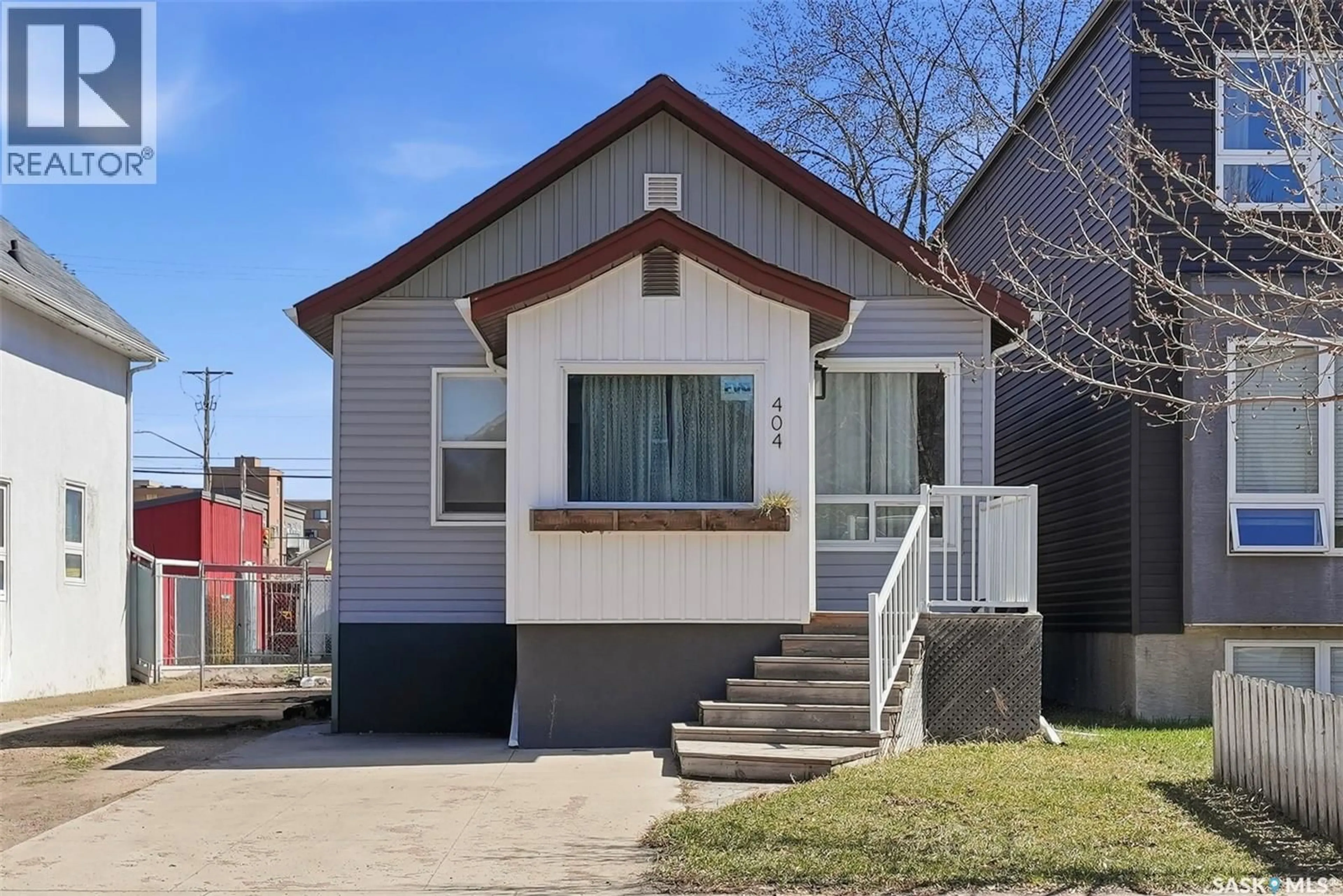 Unknown for 404 D AVENUE, Saskatoon Saskatchewan S7M1R4