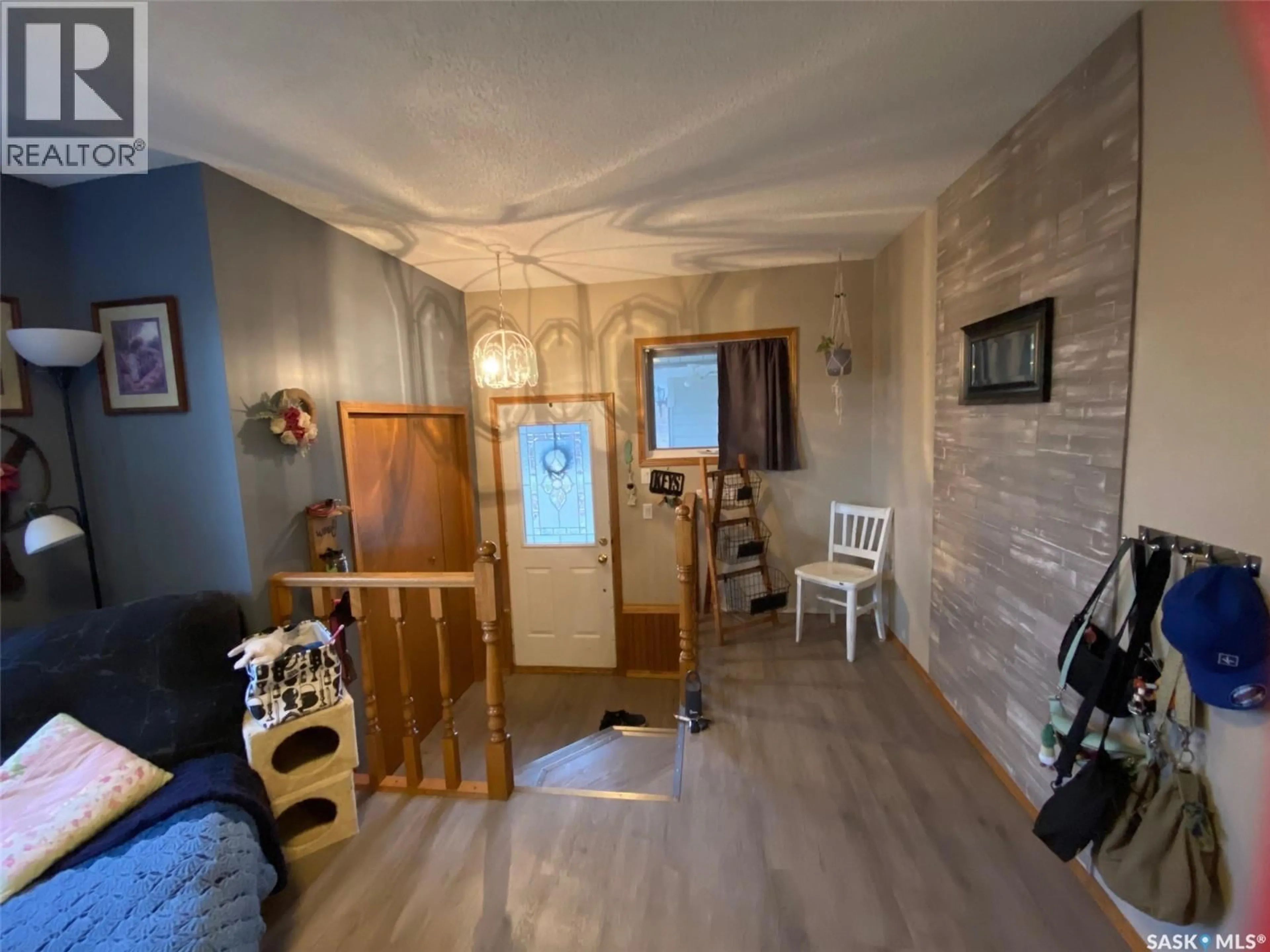 A pic of a room for 515 + 511 SPRINGS AVENUE, Springside Saskatchewan S0A3V0