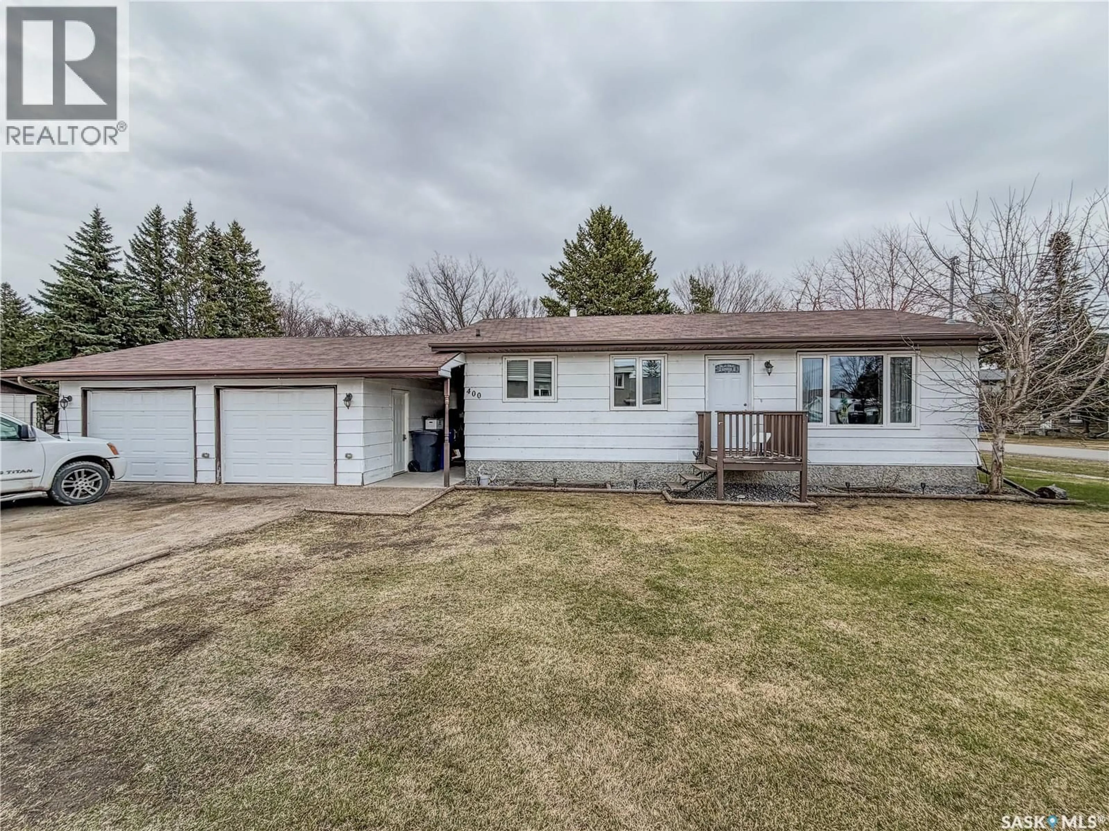 A pic from outside/outdoor area/front of a property/back of a property/a pic from drone, street for 400 AYR STREET, Saltcoats Saskatchewan S0A3R0