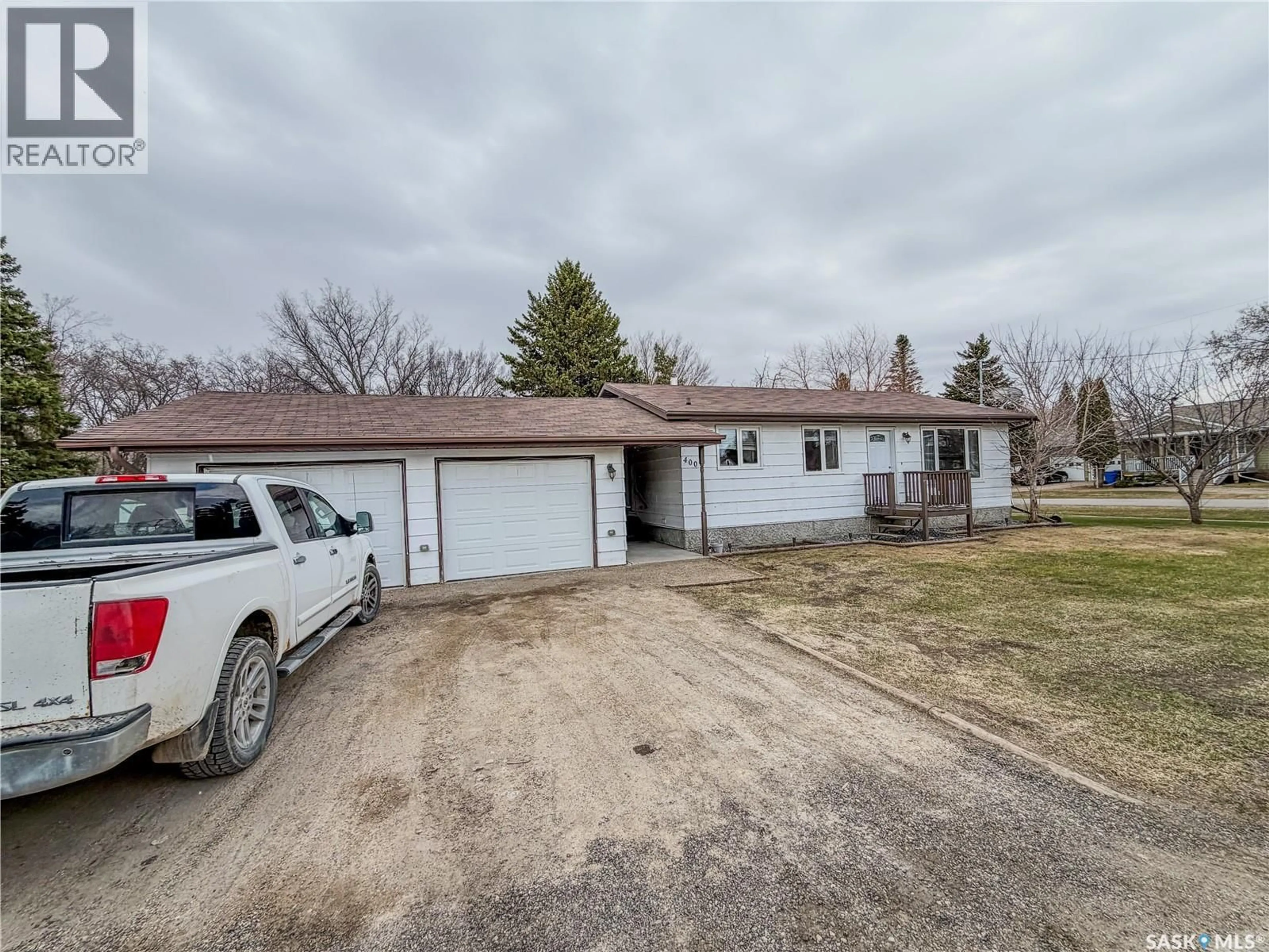 A pic from outside/outdoor area/front of a property/back of a property/a pic from drone, street for 400 AYR STREET, Saltcoats Saskatchewan S0A3R0