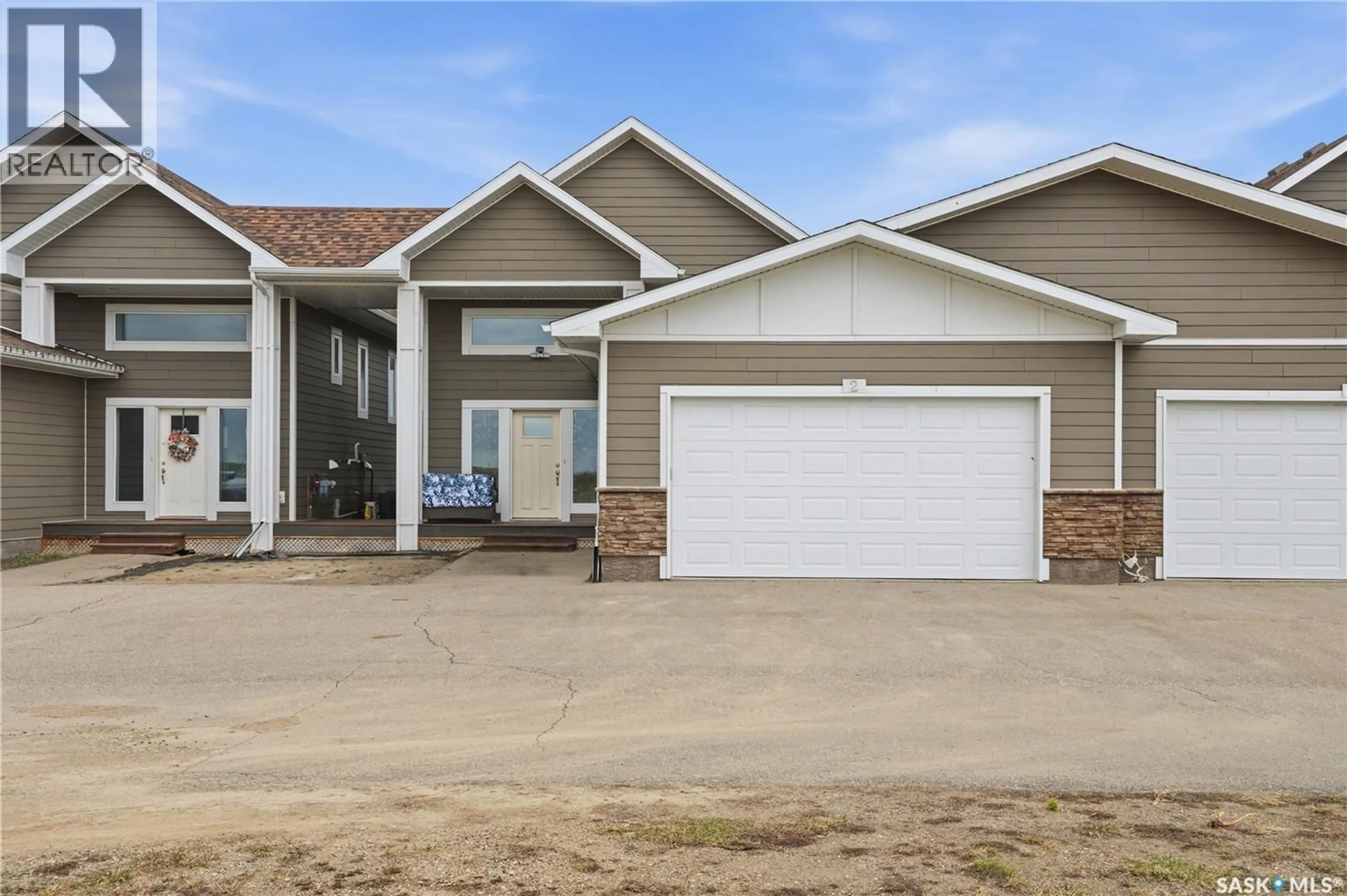 Home with vinyl exterior material, street for #2 - 125 SUNRISE DRIVE, Dundurn Rm No. 314 Saskatchewan S7C0A6