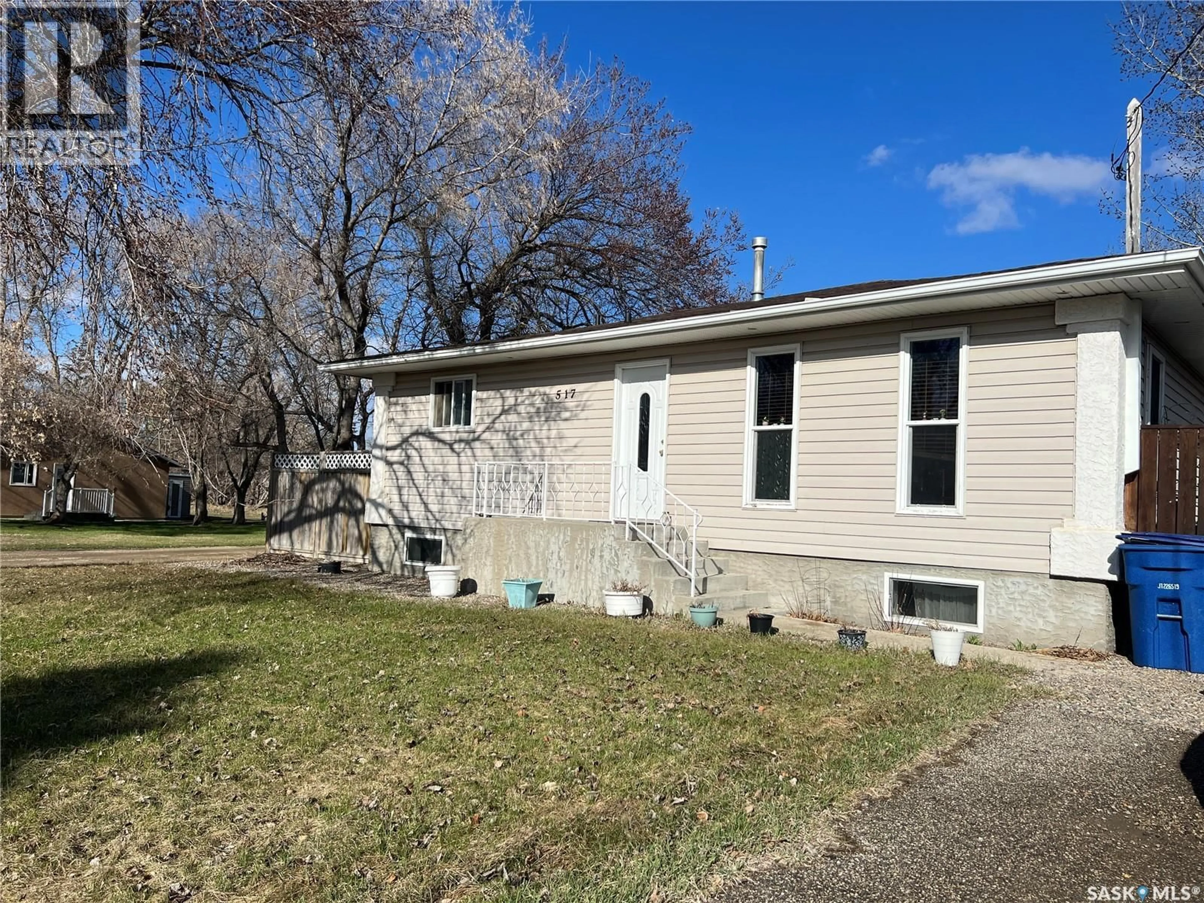 Unknown for 517 LAKE STREET, Esterhazy Saskatchewan S0A0X0