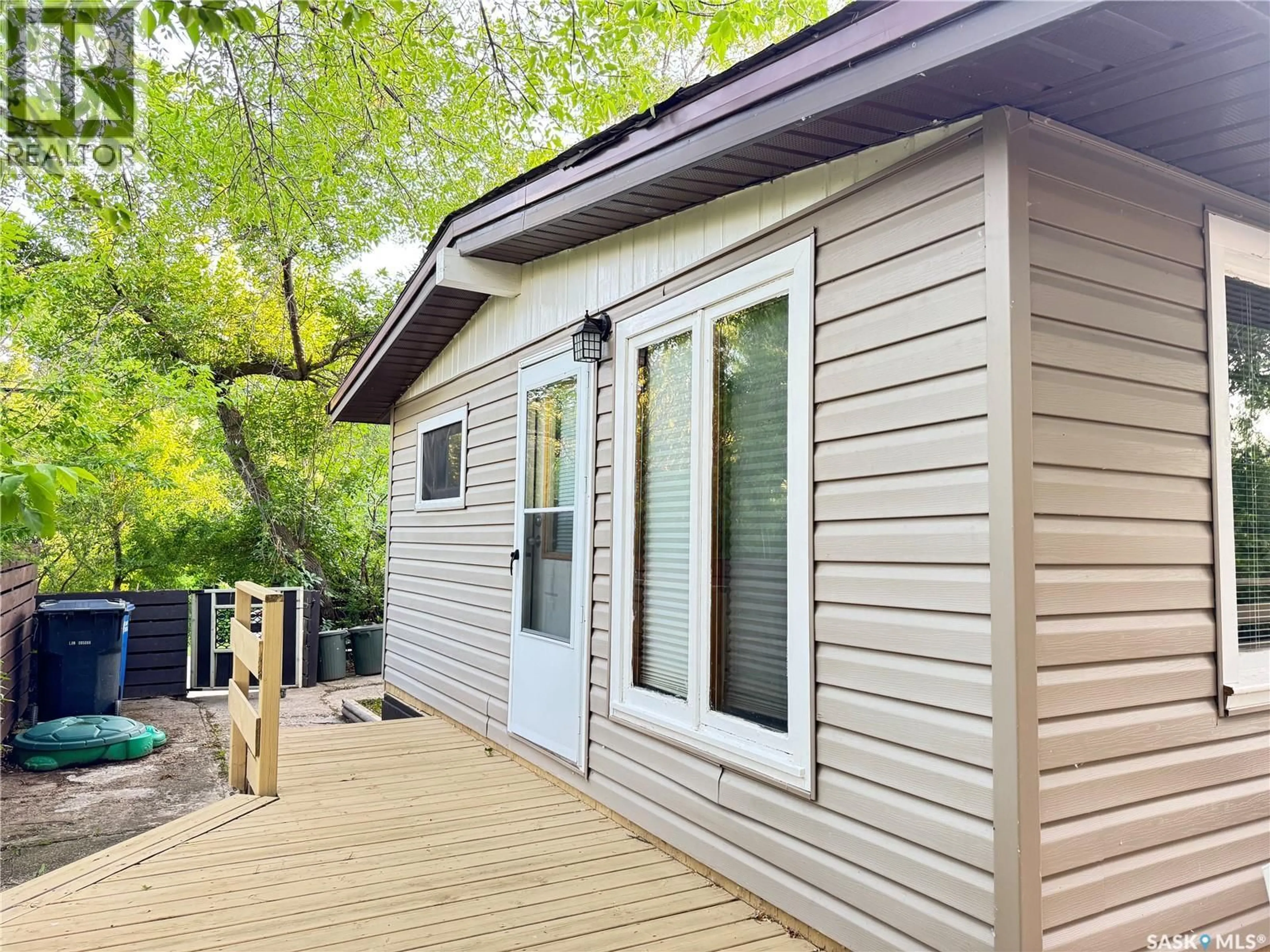 Home with vinyl exterior material, street for 1192 GRAND AVENUE, Buena Vista Saskatchewan S2V1A2